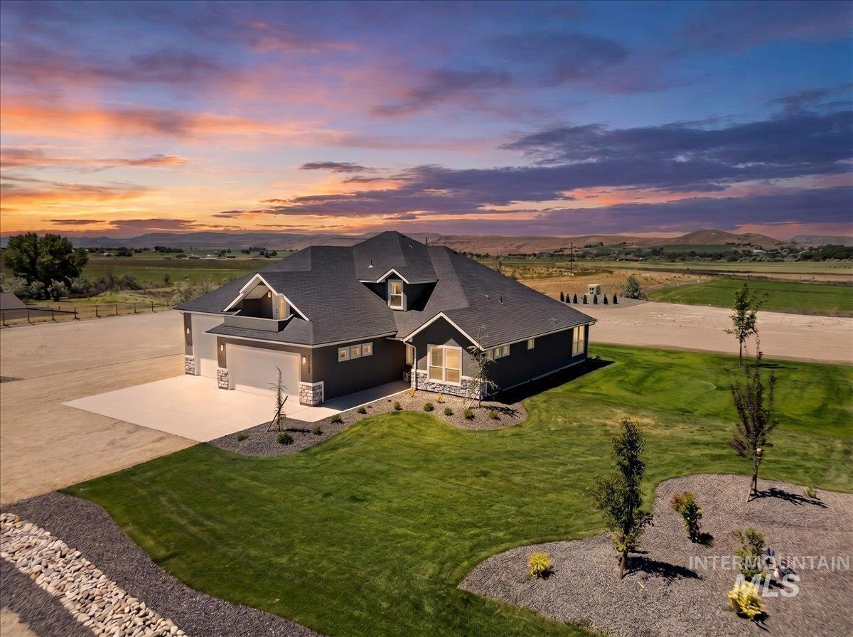 25773 Clydesdale Lane, Parma, Idaho 83660, 4 Bedrooms, 2.5 Bathrooms, Residential For Sale, Price $992,900,MLS 98979771