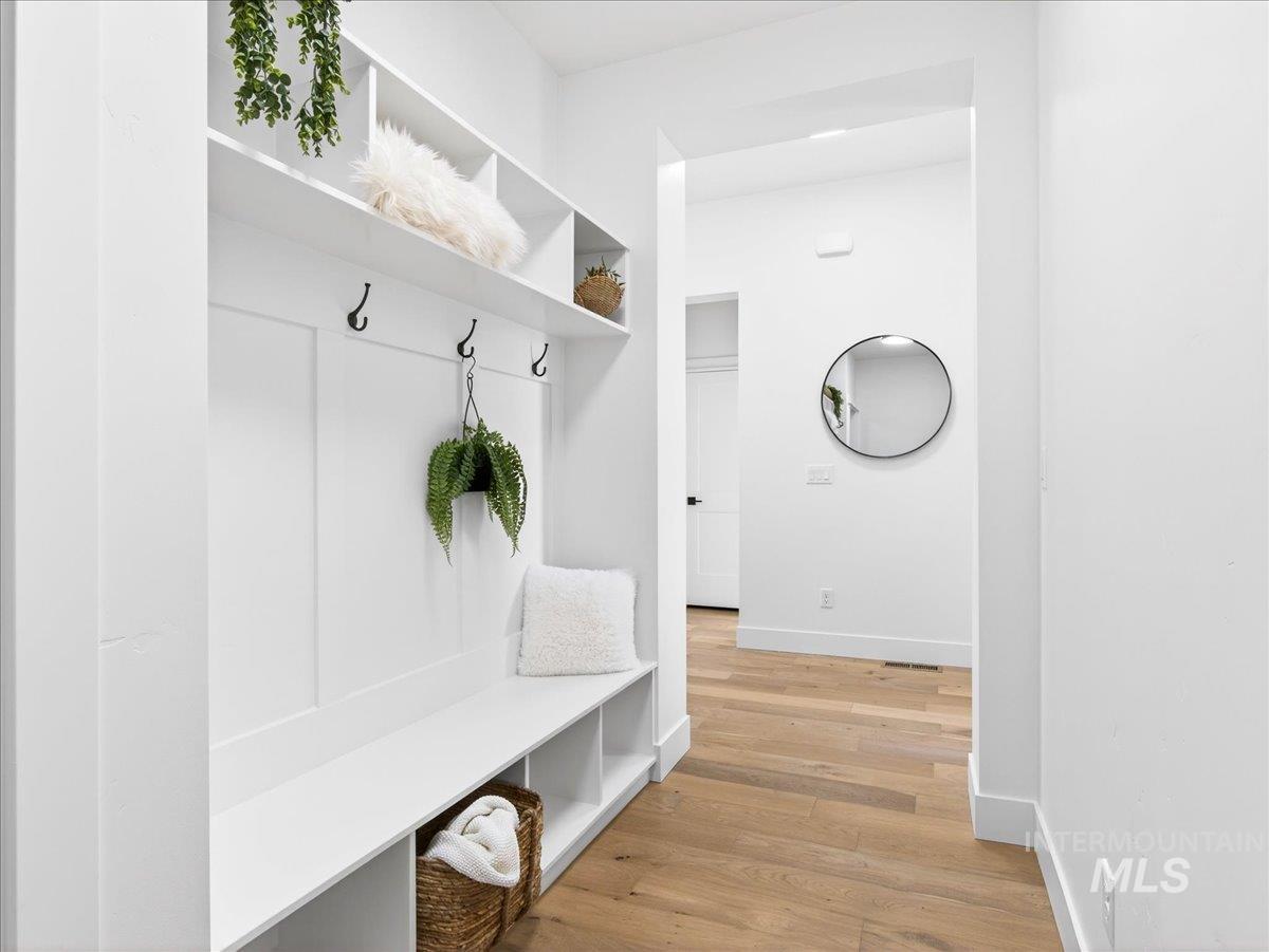 25773 Clydesdale Lane, Parma, Idaho 83660, 4 Bedrooms, 2.5 Bathrooms, Residential For Sale, Price $998,900, 98979771