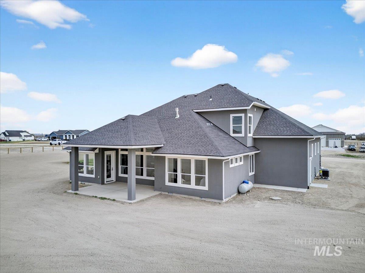 25773 Clydesdale Lane, Parma, Idaho 83660, 4 Bedrooms, 2.5 Bathrooms, Residential For Sale, Price $998,900, 98979771