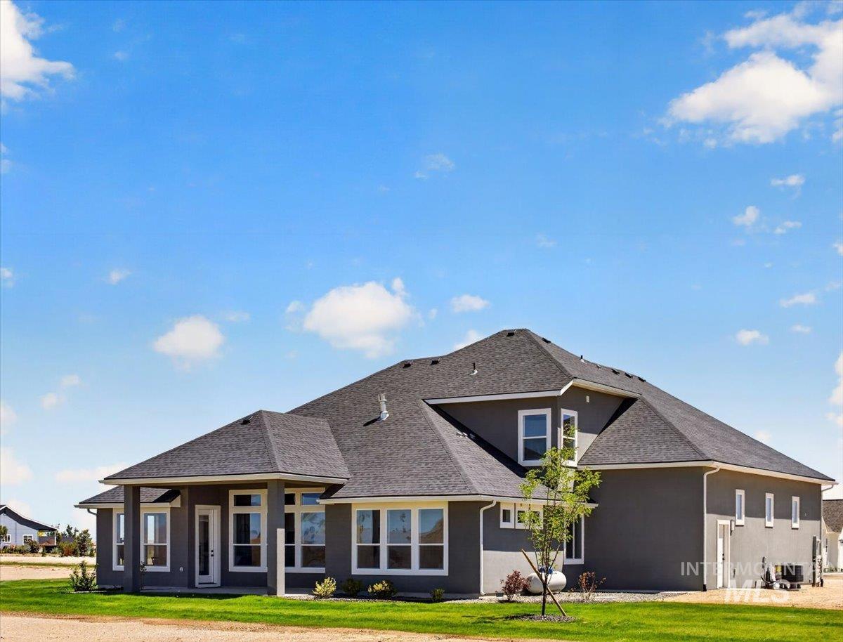 25773 Clydesdale Lane, Parma, Idaho 83660, 4 Bedrooms, 2.5 Bathrooms, Residential For Sale, Price $992,900,MLS 98979771