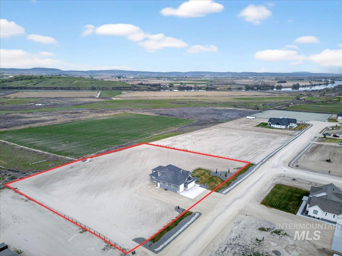 25773 Clydesdale Lane, Parma, Idaho 83660, 4 Bedrooms, 2.5 Bathrooms, Residential For Sale, Price $998,900, 98979771