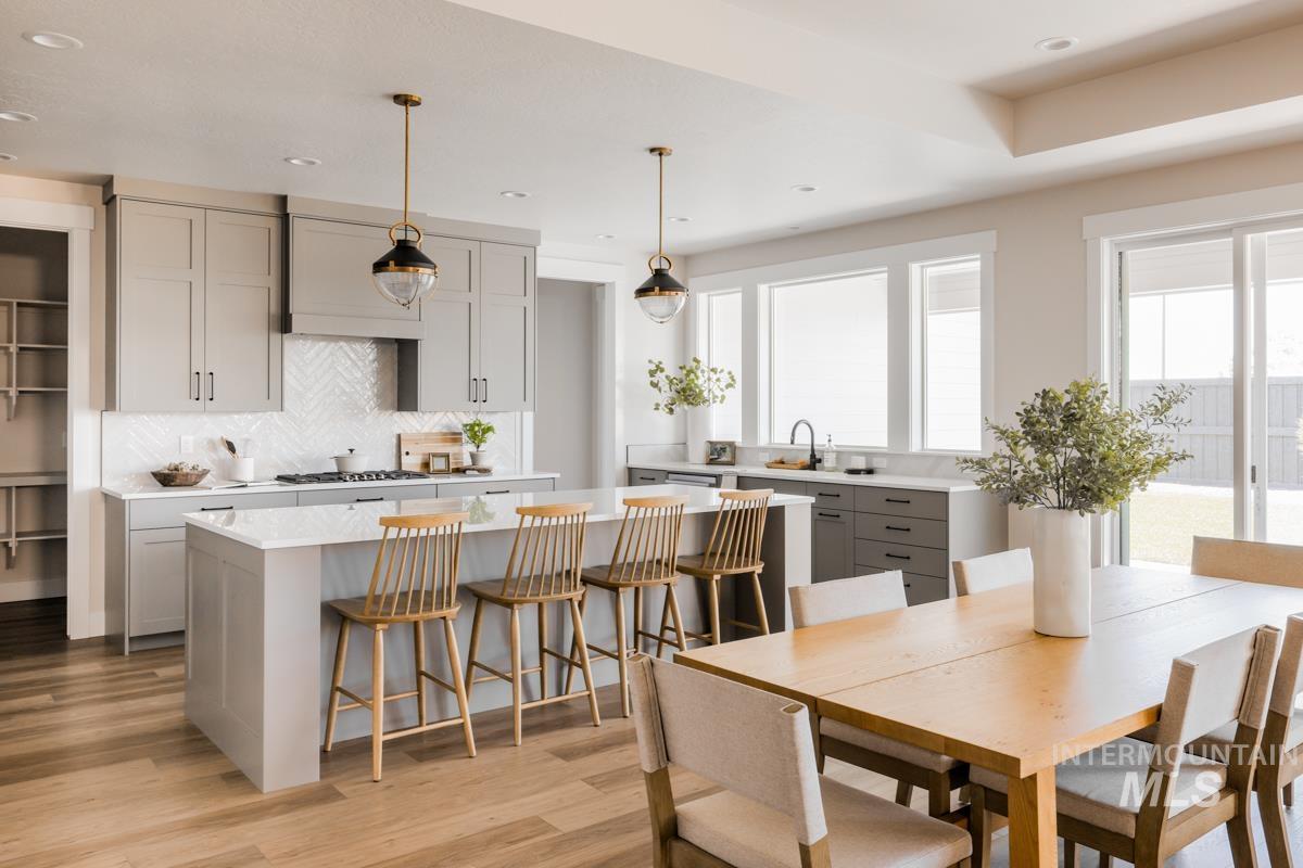 2653 E Cavern Way, Meridian, Idaho 83642, 3 Bedrooms, 3.5 Bathrooms, Residential For Sale, Price $874,900, 98979772