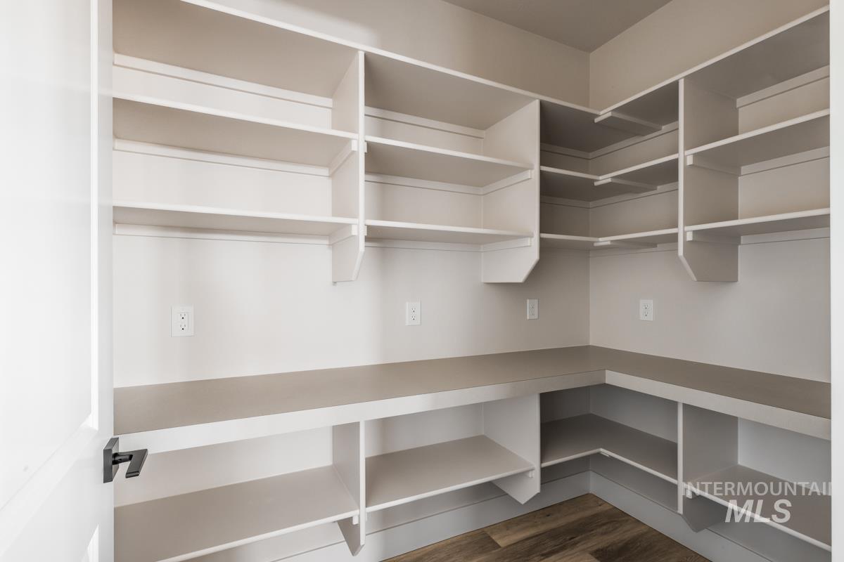 2653 E Cavern Way, Meridian, Idaho 83642, 3 Bedrooms, 3.5 Bathrooms, Residential For Sale, Price $874,900, 98979772