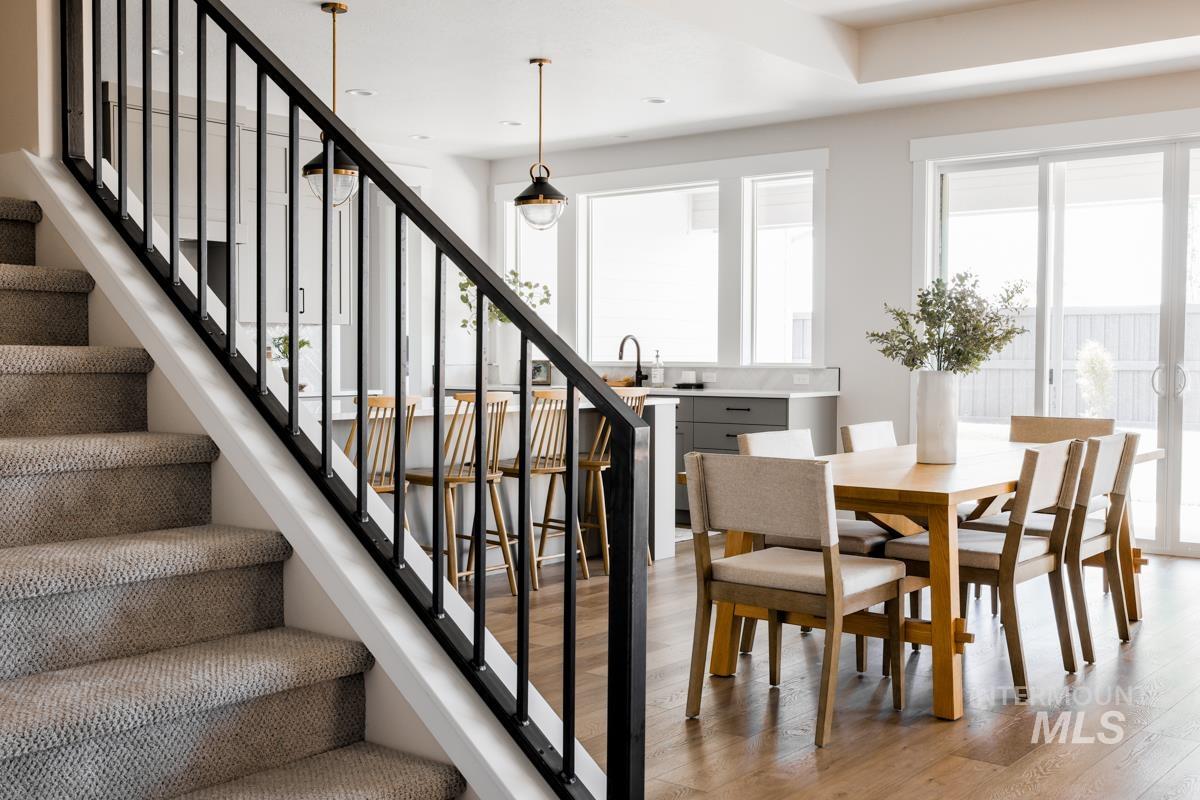 2653 E Cavern Way, Meridian, Idaho 83642, 3 Bedrooms, 3.5 Bathrooms, Residential For Sale, Price $874,900, 98979772