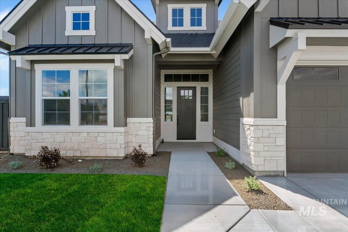 2653 E Cavern Dr., Meridian, Idaho 83642, 3 Bedrooms, 3.5 Bathrooms, Residential For Sale, Price $874,900, 98979772