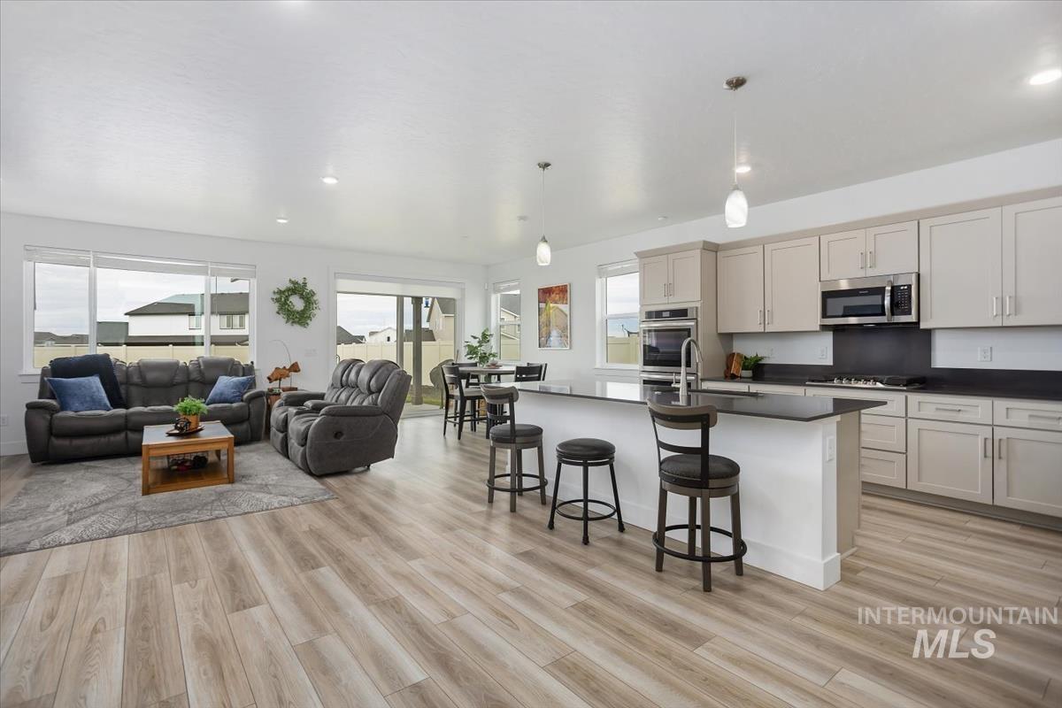 3769 S Angel Falls Way, Nampa, Idaho 83686, 3 Bedrooms, 2 Bathrooms, Residential For Sale, Price $617,500, 98979773