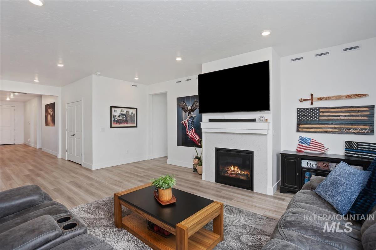 3769 S Angel Falls Way, Nampa, Idaho 83686, 3 Bedrooms, 2 Bathrooms, Residential For Sale, Price $617,500, 98979773