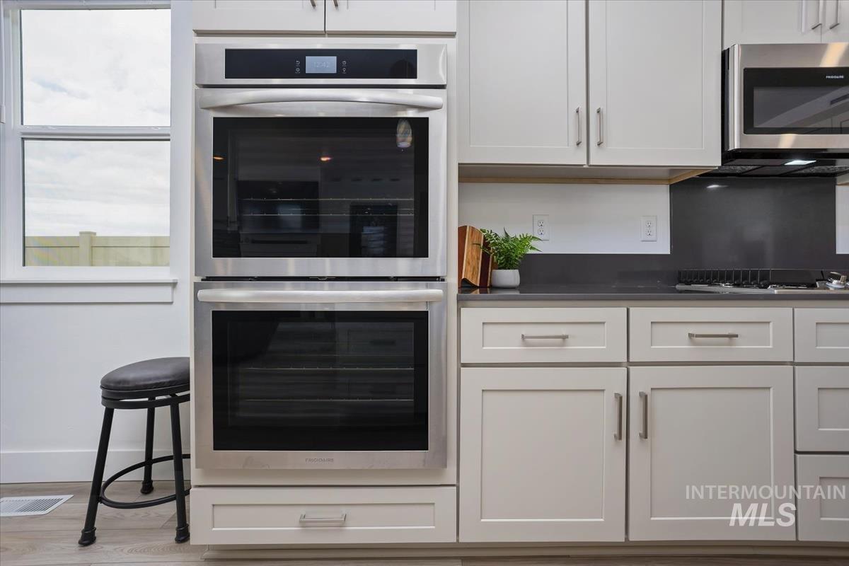 3769 S Angel Falls Way, Nampa, Idaho 83686, 3 Bedrooms, 2 Bathrooms, Residential For Sale, Price $617,500, 98979773