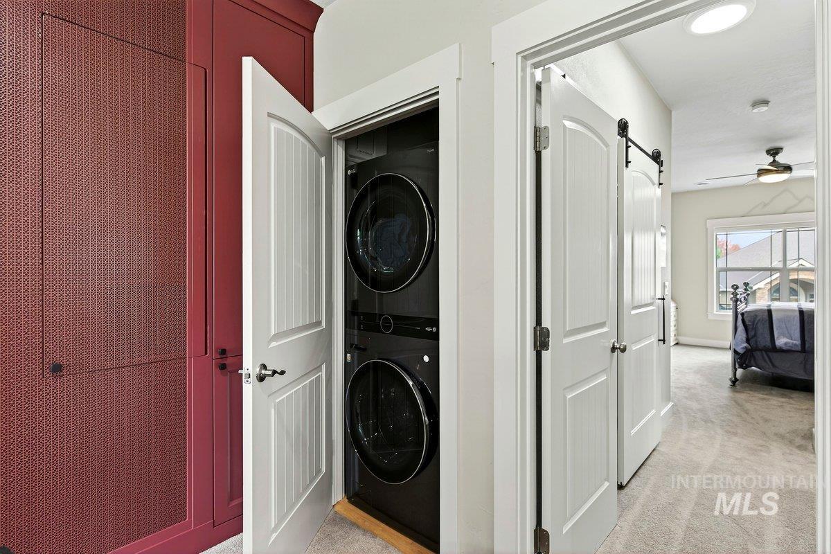 1013 E Rivers End Drive, Eagle, Idaho 83616-0000, 5 Bedrooms, 3.5 Bathrooms, Residential For Sale, Price $1,775,000,MLS 98979774