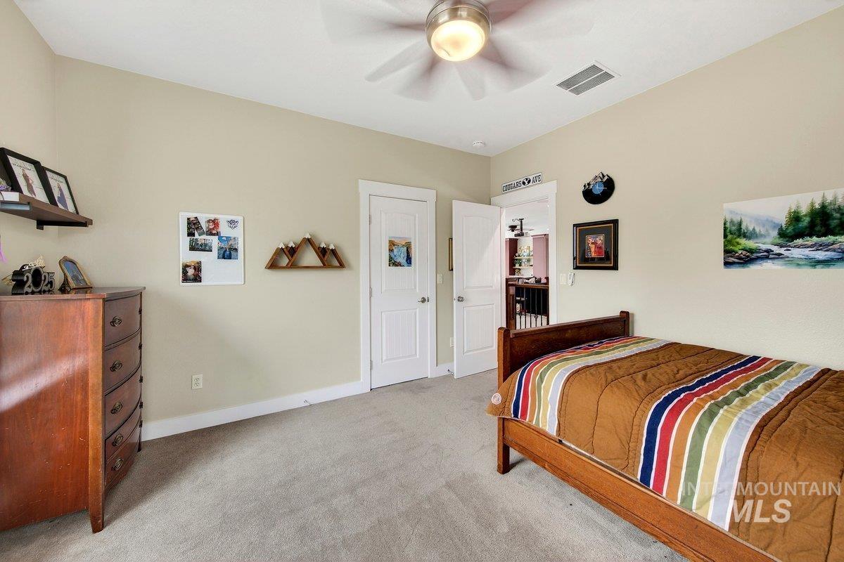 1013 E Rivers End Drive, Eagle, Idaho 83616-0000, 5 Bedrooms, 3.5 Bathrooms, Residential For Sale, Price $1,775,000,MLS 98979774