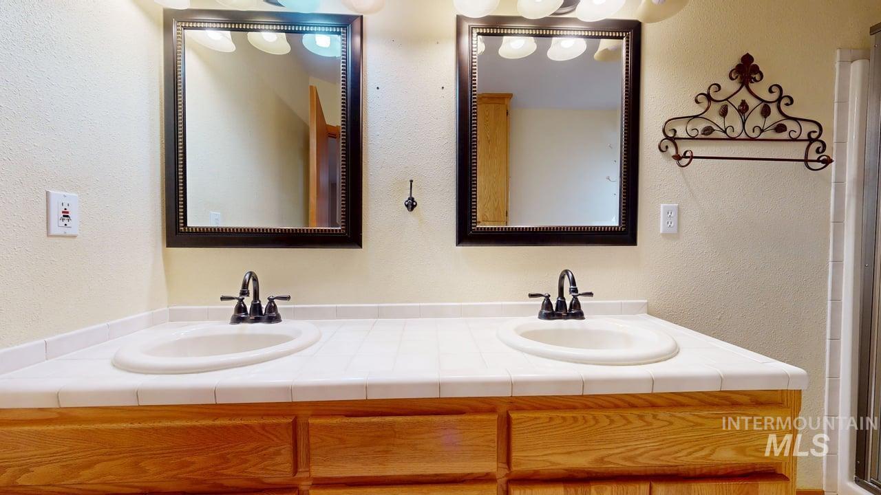 2794 9th Ave., Clarkston, Washington 99403, 3 Bedrooms, 2 Bathrooms, Residential For Sale, Price $439,900, 98979775