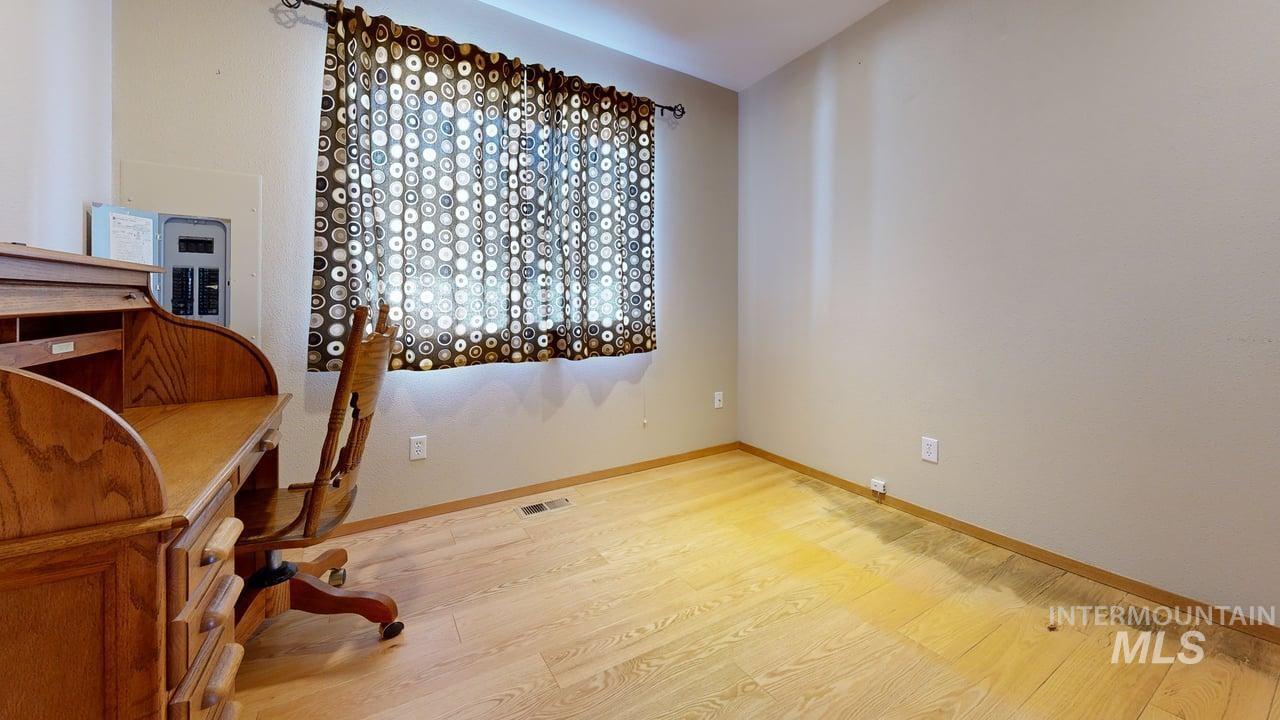 2794 9th Ave., Clarkston, Washington 99403, 3 Bedrooms, 2 Bathrooms, Residential For Sale, Price $439,900, 98979775