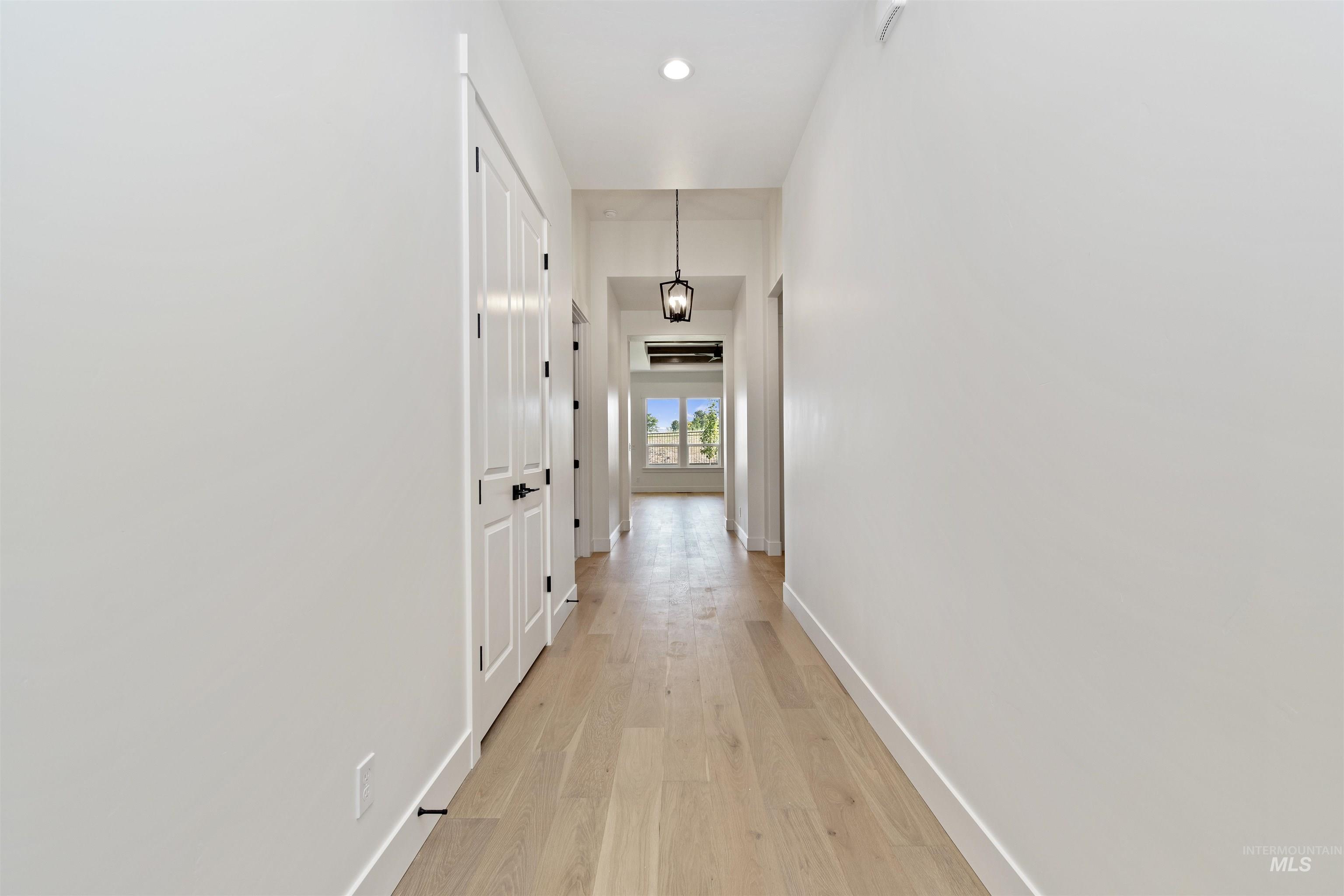 2117 E Sweet Pearl, Kuna, Idaho 83634, 4 Bedrooms, 2 Bathrooms, Residential For Sale, Price $599,880, 98979776