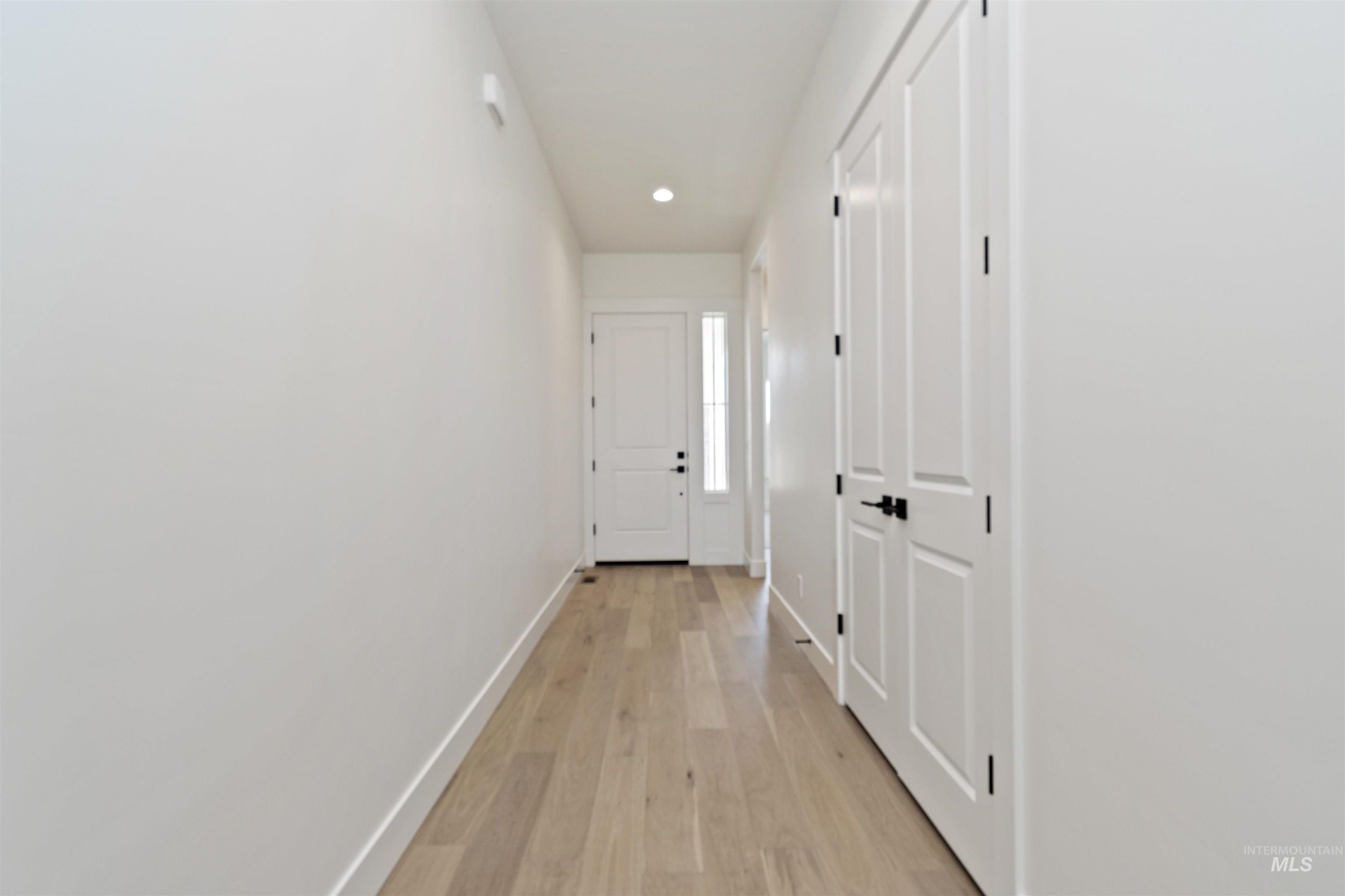 2117 E Sweet Pearl, Kuna, Idaho 83634, 4 Bedrooms, 2 Bathrooms, Residential For Sale, Price $599,880, 98979776