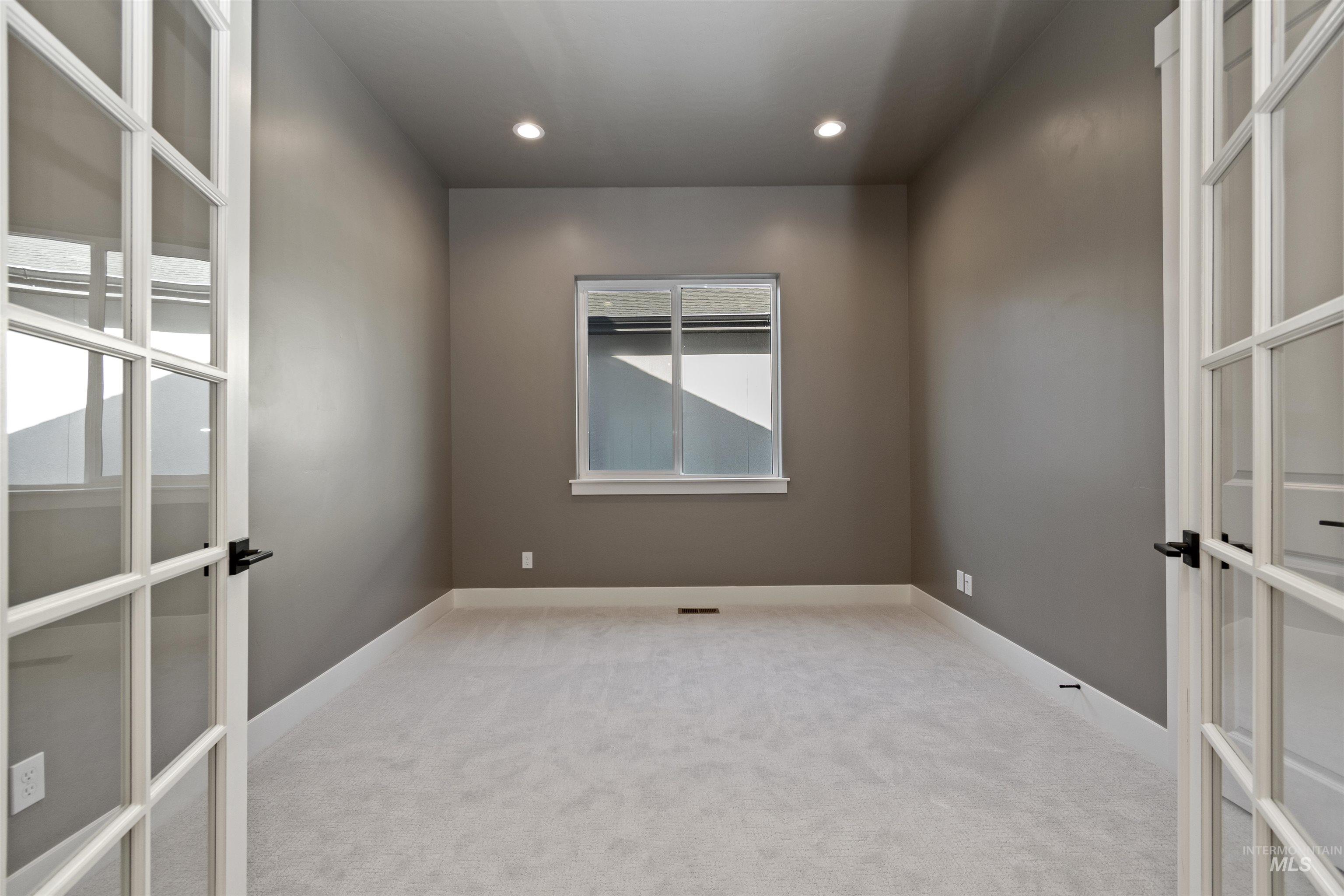 2117 E Sweet Pearl, Kuna, Idaho 83634, 4 Bedrooms, 2 Bathrooms, Residential For Sale, Price $599,880, 98979776