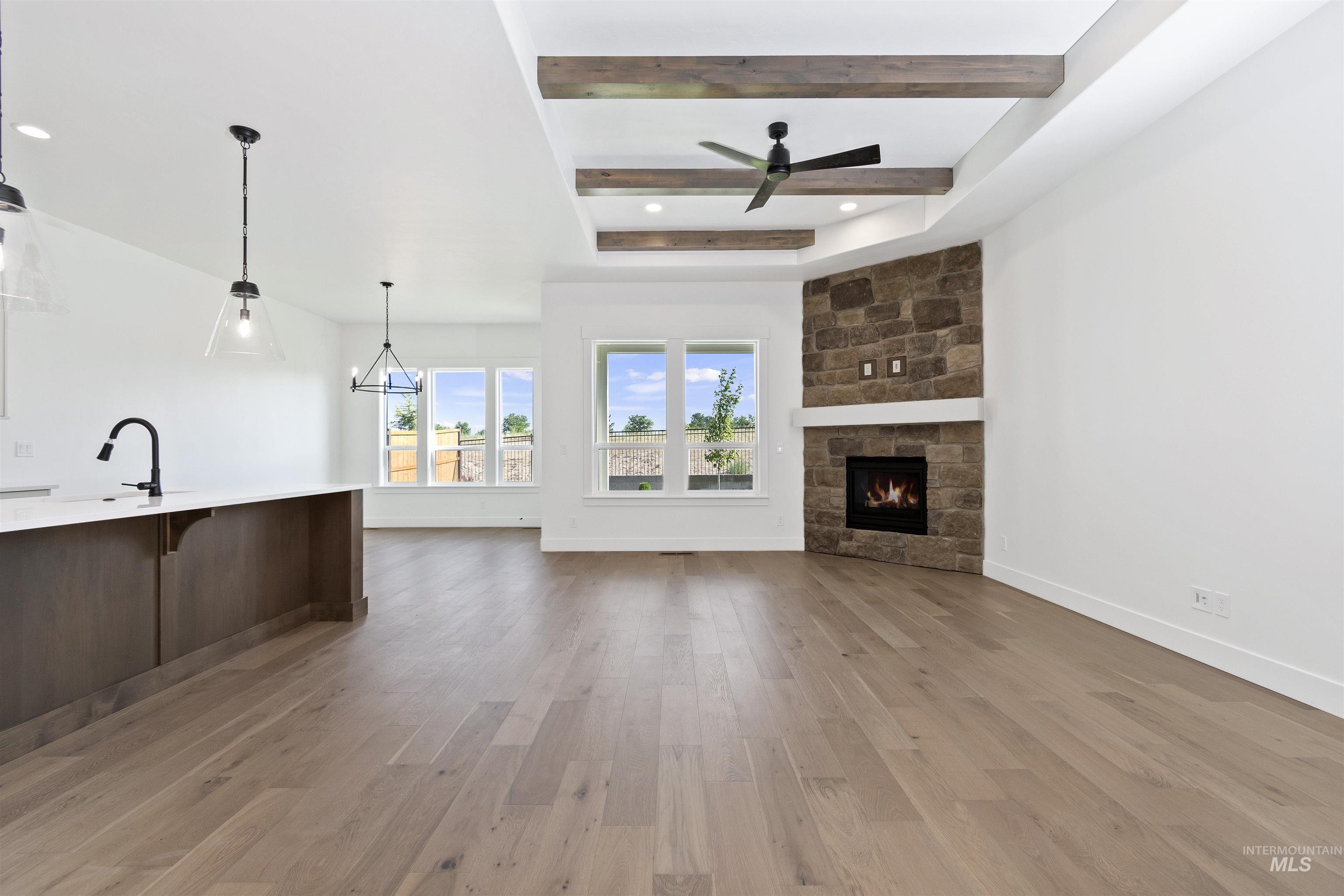 2117 E Sweet Pearl, Kuna, Idaho 83634, 4 Bedrooms, 2 Bathrooms, Residential For Sale, Price $599,880, 98979776