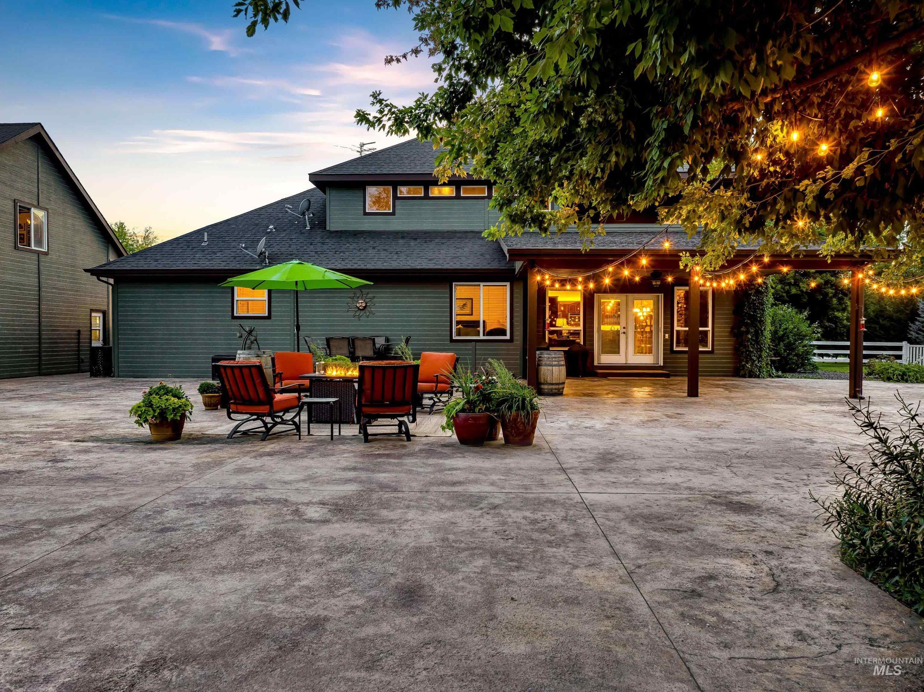 8018 W Snowberry Court, Boise, Idaho 83709, 4 Bedrooms, 2.5 Bathrooms, Residential For Sale, Price $1,499,000,MLS 98979777