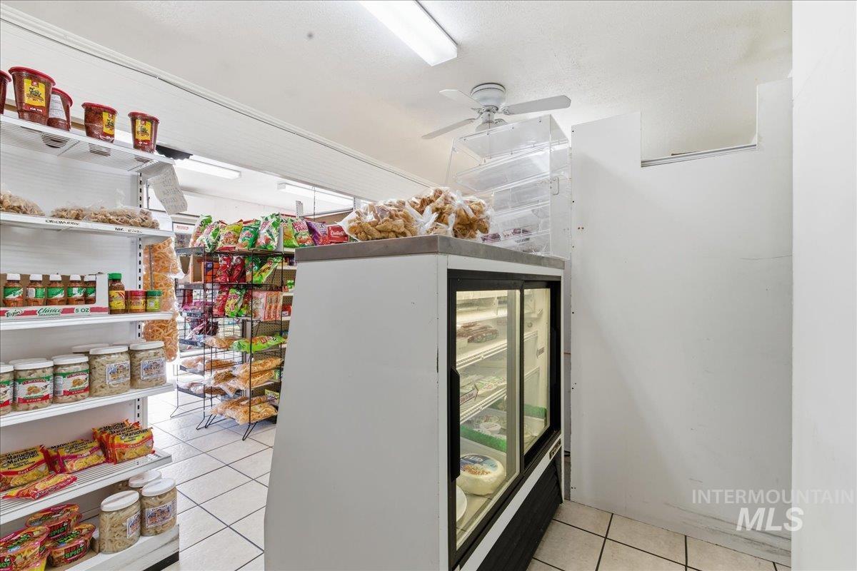 300 S Washington, Emmett, Idaho 83617, Business/Commercial For Sale, Price $340,000,MLS 98979778