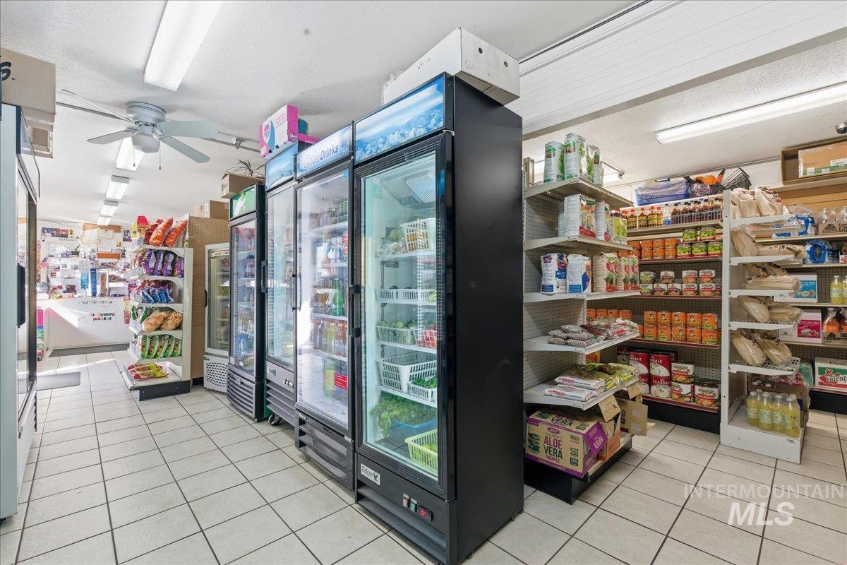 300 S Washington, Emmett, Idaho 83617, Business/Commercial For Sale, Price $340,000,MLS 98979778