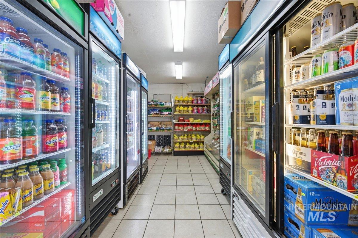 300 S Washington, Emmett, Idaho 83617, Business/Commercial For Sale, Price $340,000,MLS 98979778