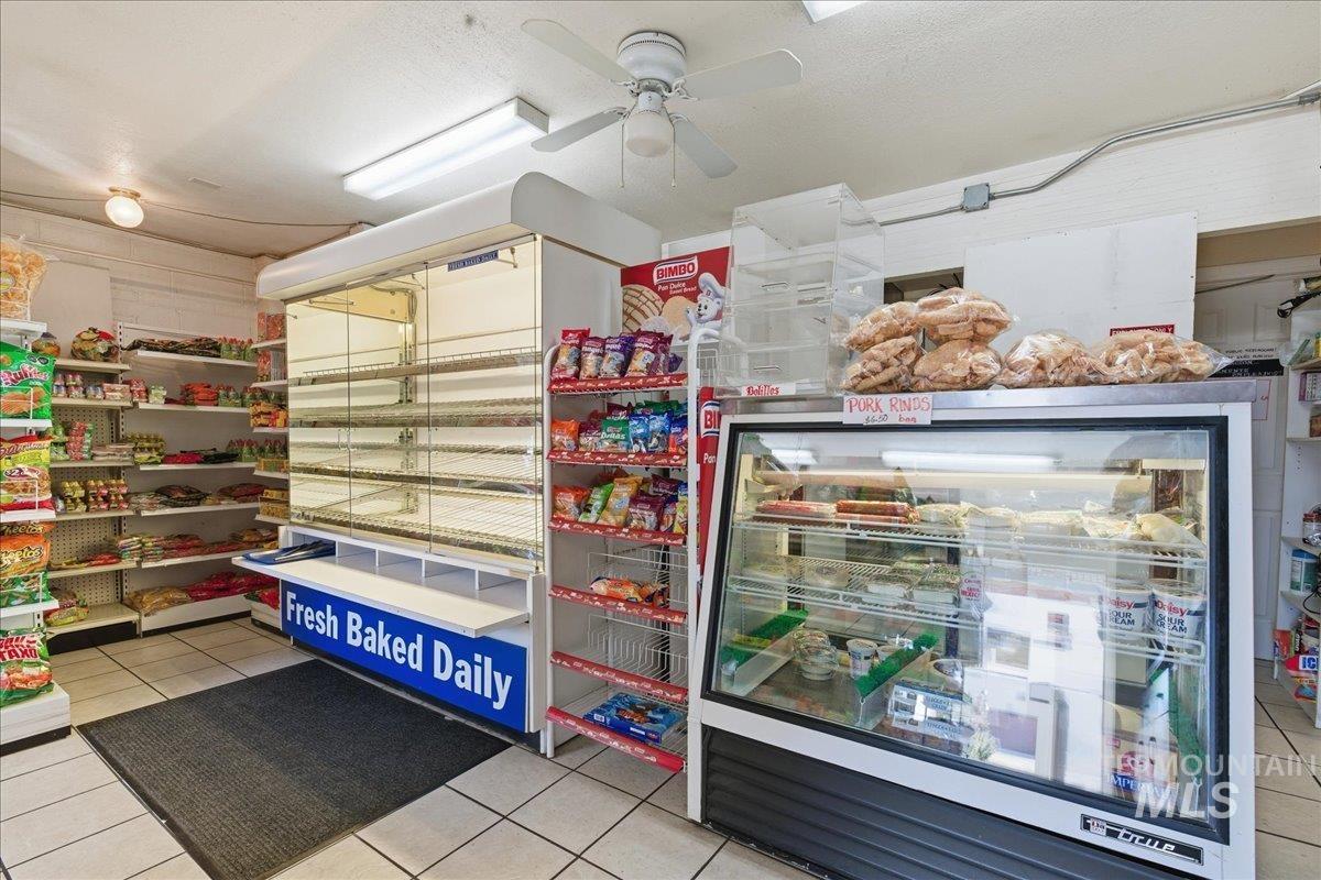 300 S Washington, Emmett, Idaho 83617, Business/Commercial For Sale, Price $340,000,MLS 98979778