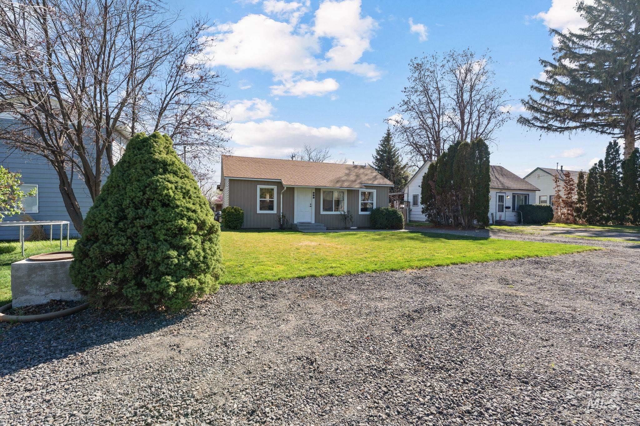 283 E Ave. B, Wendell, Idaho 83355, 2 Bedrooms, 1 Bathroom, Residential For Sale, Price $225,000, 98979780