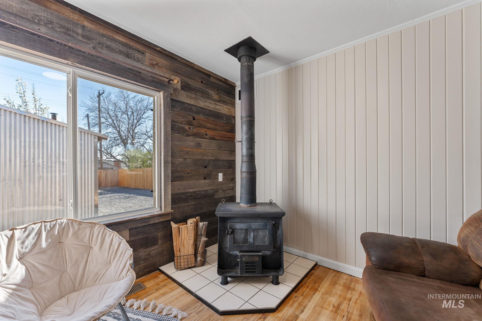 283 E Ave. B, Wendell, Idaho 83355, 2 Bedrooms, 1 Bathroom, Residential For Sale, Price $225,000, 98979780