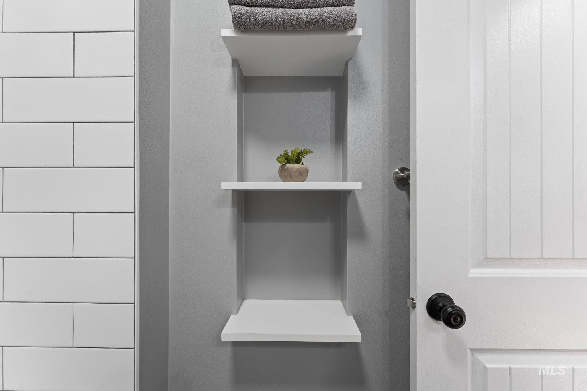 283 E Ave. B, Wendell, Idaho 83355, 2 Bedrooms, 1 Bathroom, Residential For Sale, Price $225,000, 98979780