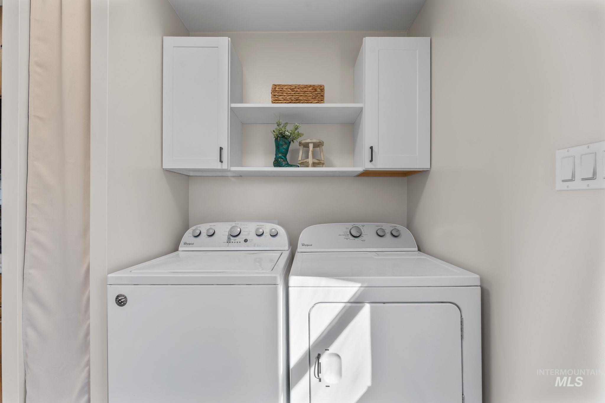 283 E Ave. B, Wendell, Idaho 83355, 2 Bedrooms, 1 Bathroom, Residential For Sale, Price $225,000, 98979780