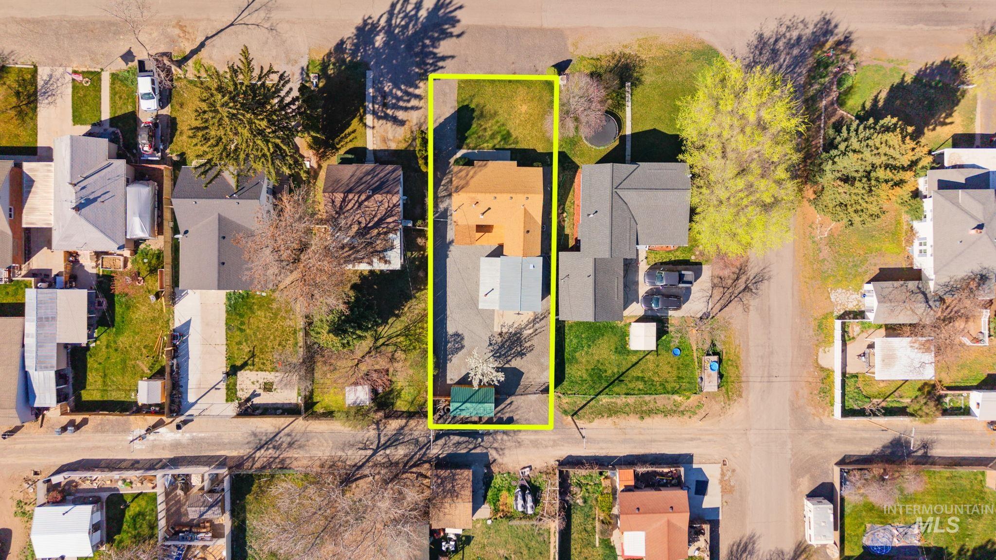 283 E Ave. B, Wendell, Idaho 83355, 2 Bedrooms, 1 Bathroom, Residential For Sale, Price $225,000, 98979780