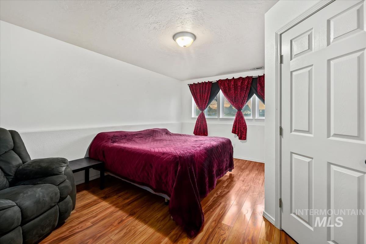 5943 S. Zither Avenue, Boise, Idaho 83709, 3 Bedrooms, 2.5 Bathrooms, Residential For Sale, Price $440,000, 98979782