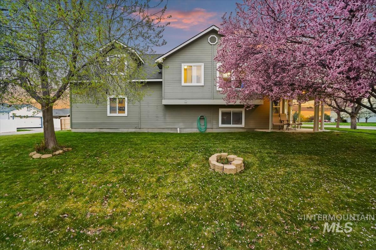 5943 S. Zither Avenue, Boise, Idaho 83709, 3 Bedrooms, 2.5 Bathrooms, Residential For Sale, Price $440,000, 98979782