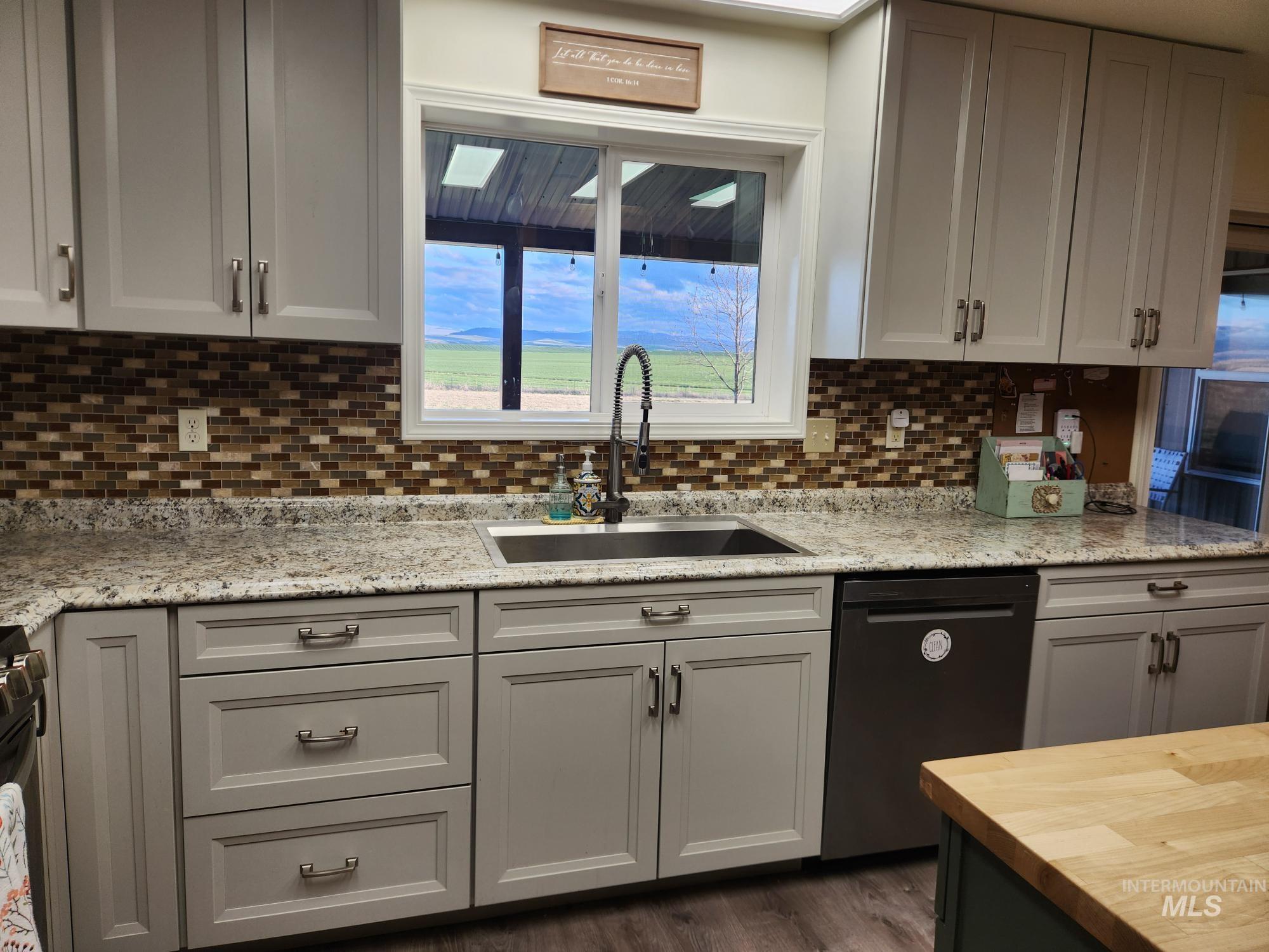 232 Camas Rd., Grangeville, Idaho 83530, 3 Bedrooms, 3 Bathrooms, Residential For Sale, Price $619,000, 98979784