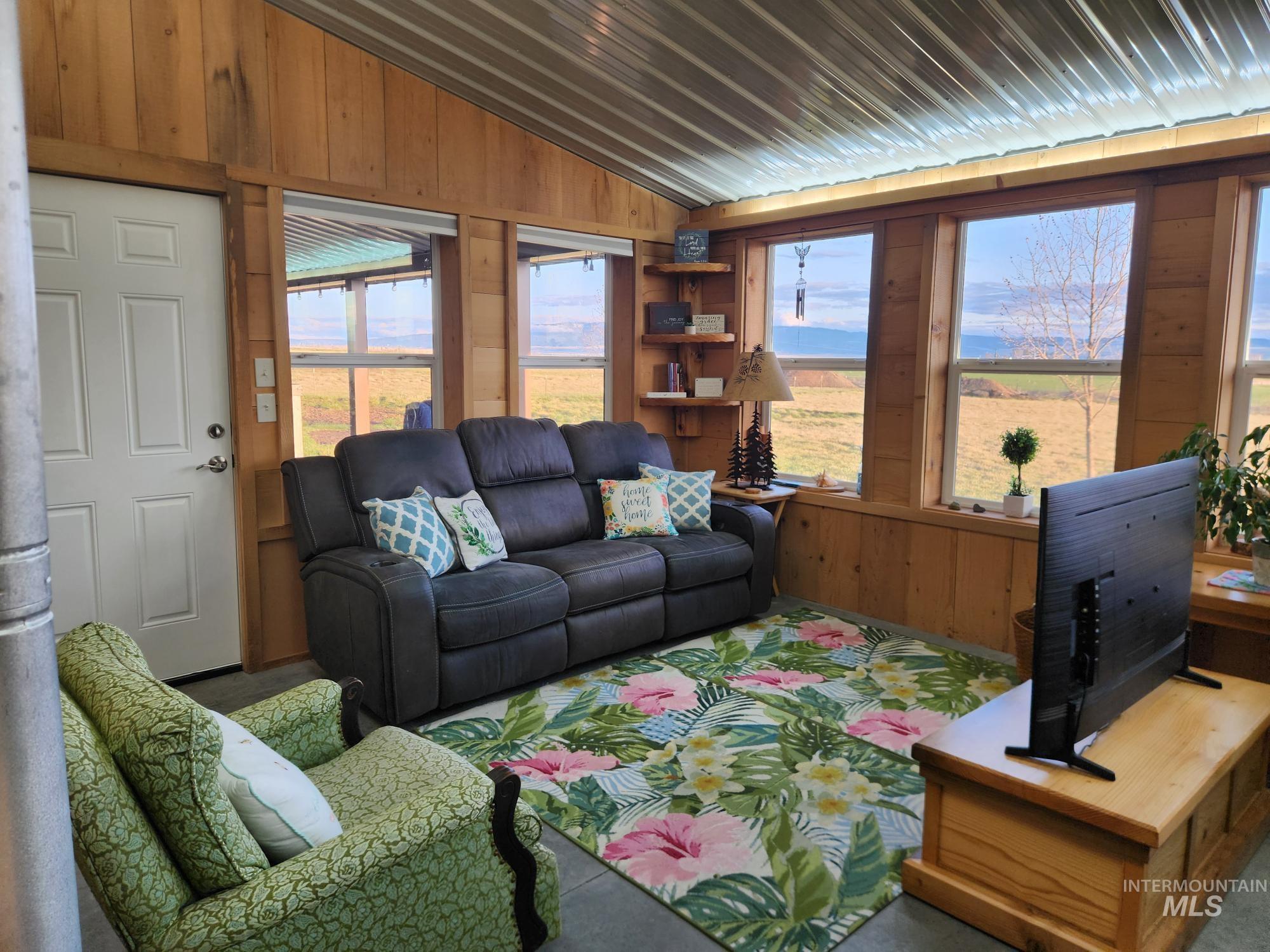 232 Camas Rd., Grangeville, Idaho 83530, 3 Bedrooms, 3 Bathrooms, Residential For Sale, Price $619,000, 98979784
