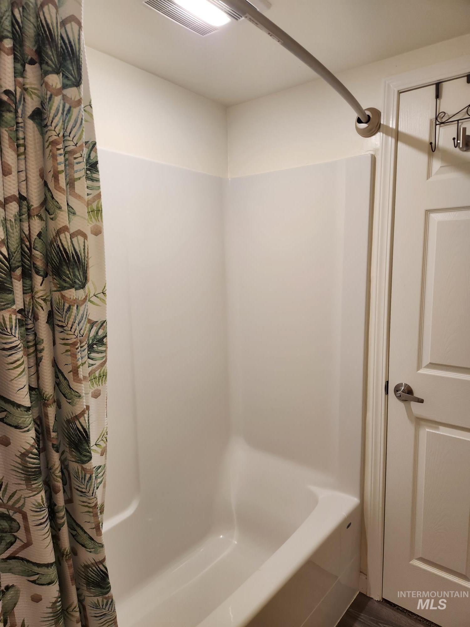 232 Camas Rd., Grangeville, Idaho 83530, 3 Bedrooms, 3 Bathrooms, Residential For Sale, Price $685,000, 98979784