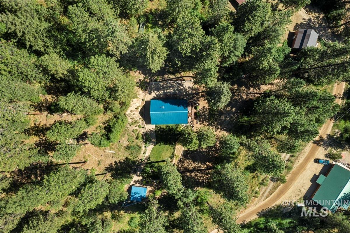 10 Elk Point Rd, Garden Valley, Idaho 83622, 3 Bedrooms, 2 Bathrooms, Residential For Sale, Price $560,000, 98979785