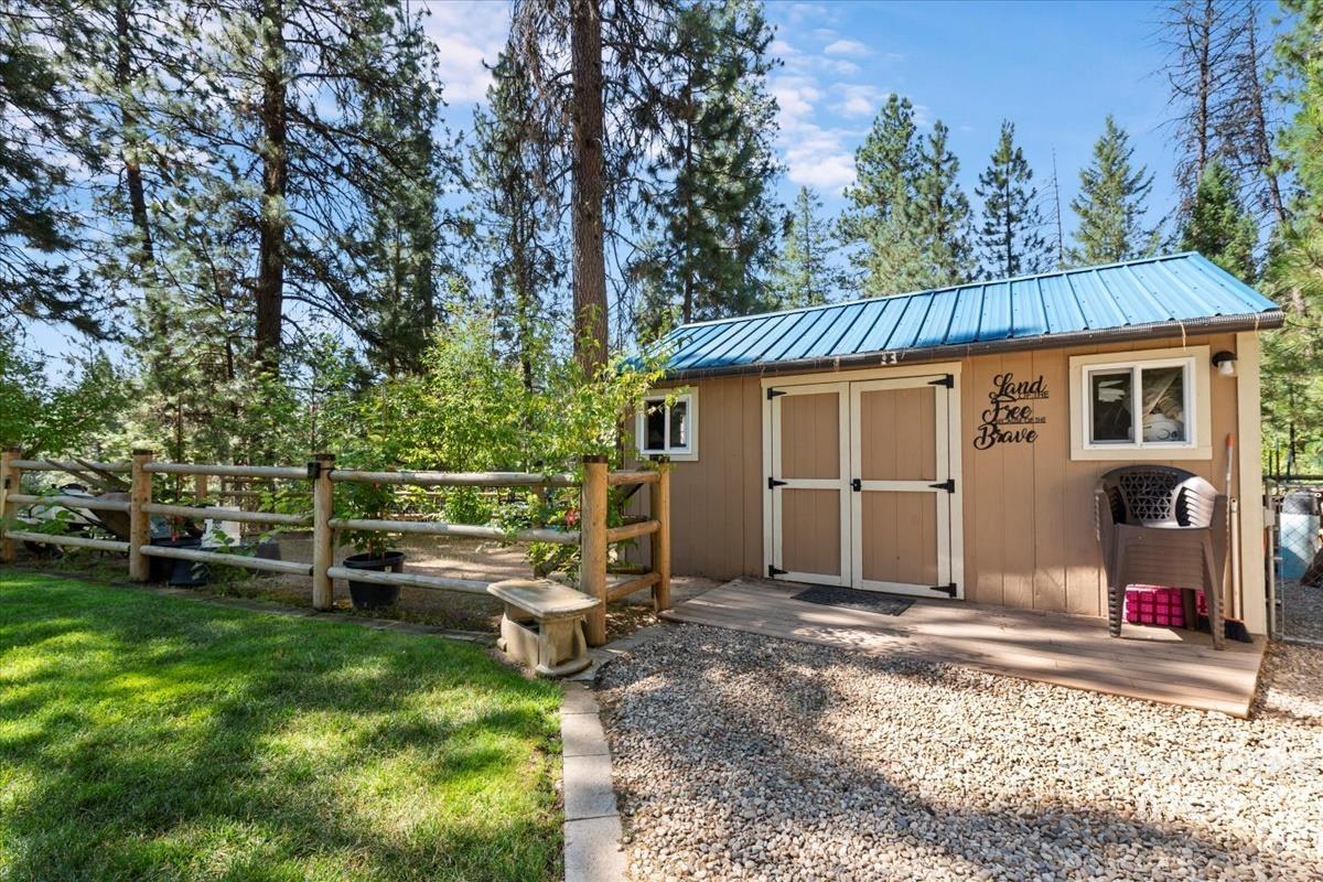 10 Elk Point Rd, Garden Valley, Idaho 83622, 3 Bedrooms, 2 Bathrooms, Residential For Sale, Price $565,000, 98979785
