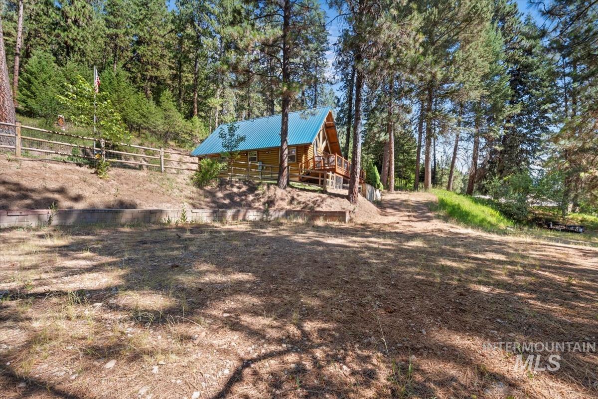 10 Elk Point Rd, Garden Valley, Idaho 83622, 3 Bedrooms, 2 Bathrooms, Residential For Sale, Price $565,000, 98979785