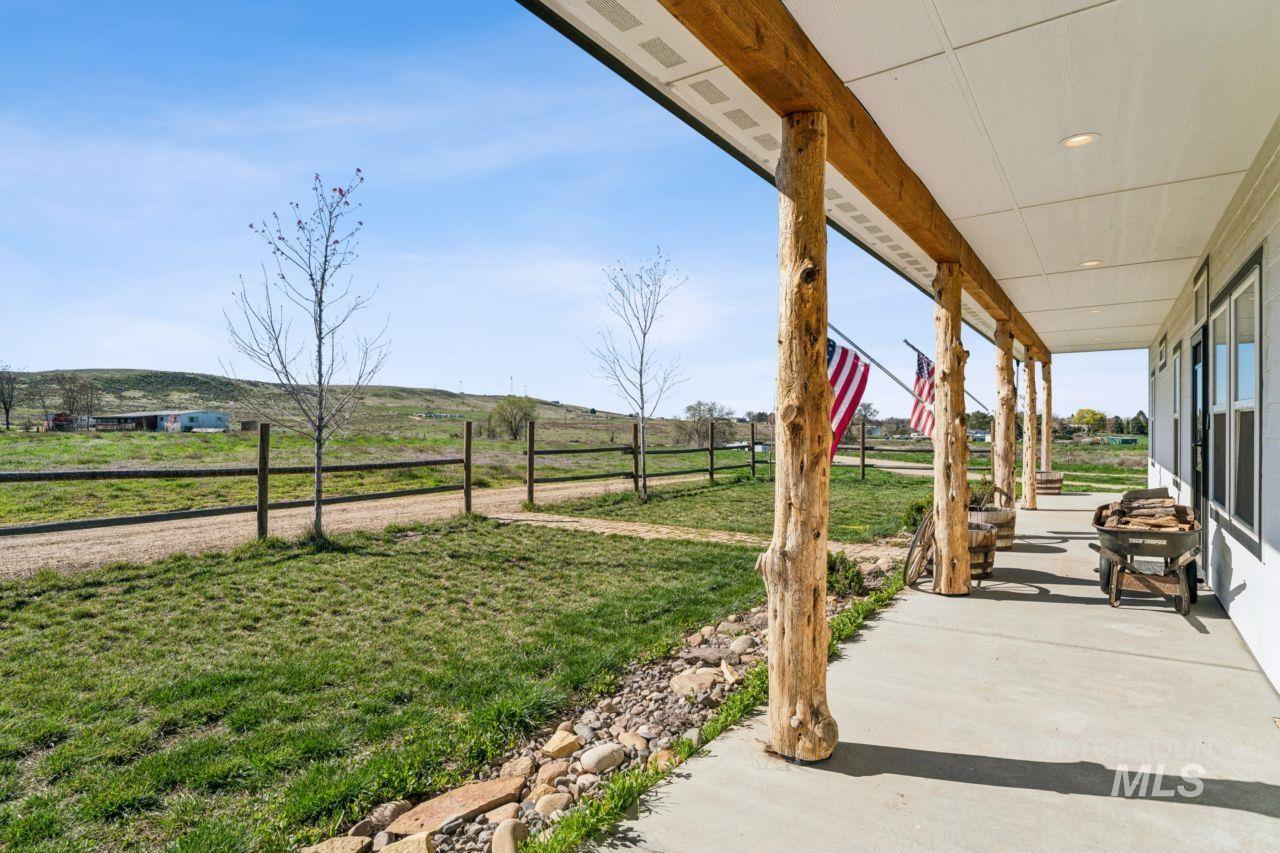 3011 Center Ave, Payette, Idaho 83661, 4 Bedrooms, 2.5 Bathrooms, Residential For Sale, Price $749,900,MLS 98979786