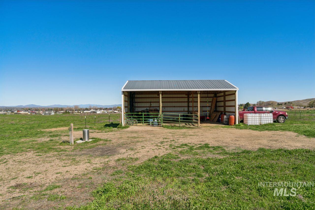 3011 Center Ave, Payette, Idaho 83661, 4 Bedrooms, 2.5 Bathrooms, Residential For Sale, Price $749,900,MLS 98979786