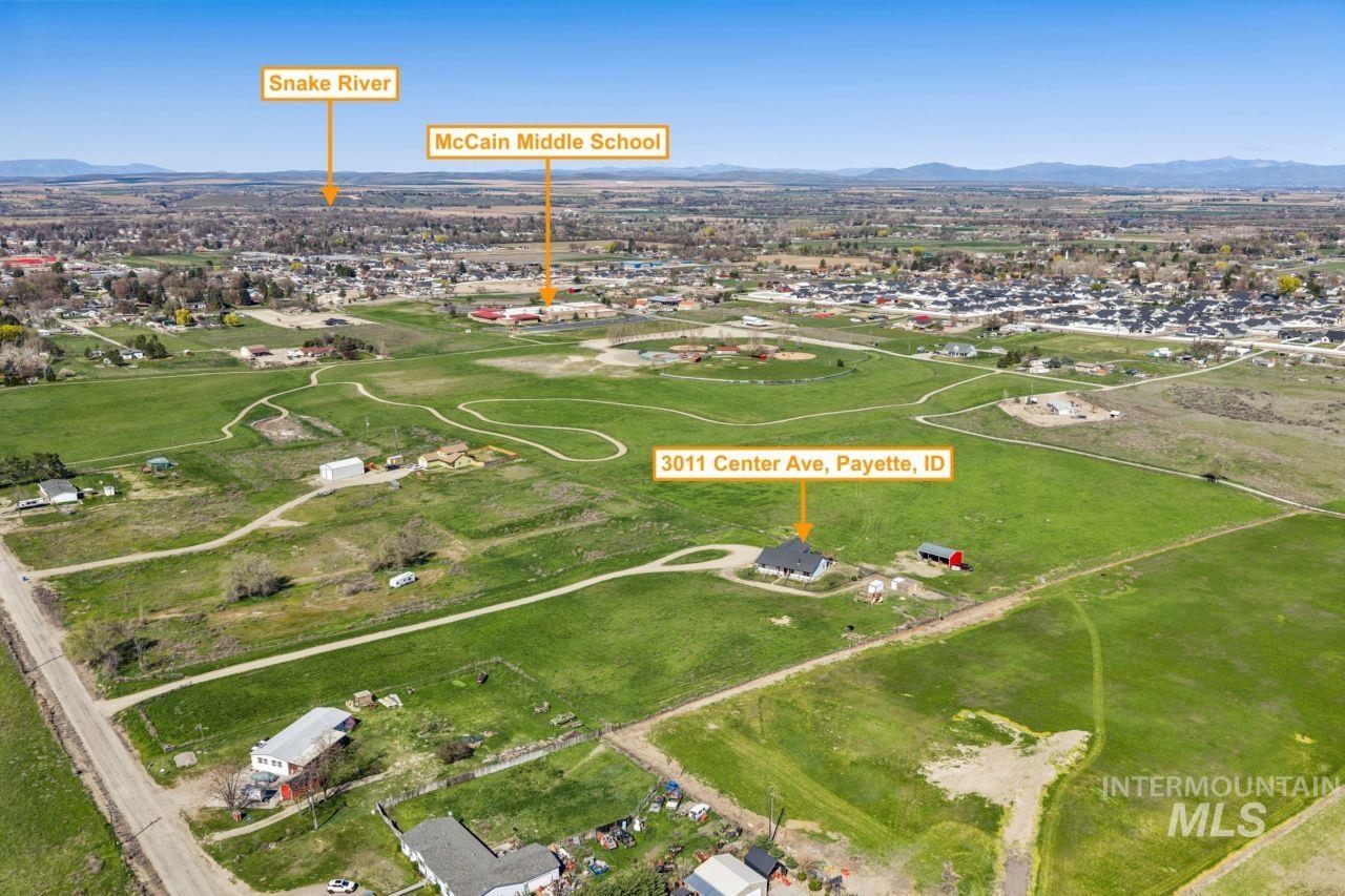 3011 Center Ave, Payette, Idaho 83661, 4 Bedrooms, 2.5 Bathrooms, Residential For Sale, Price $749,900,MLS 98979786