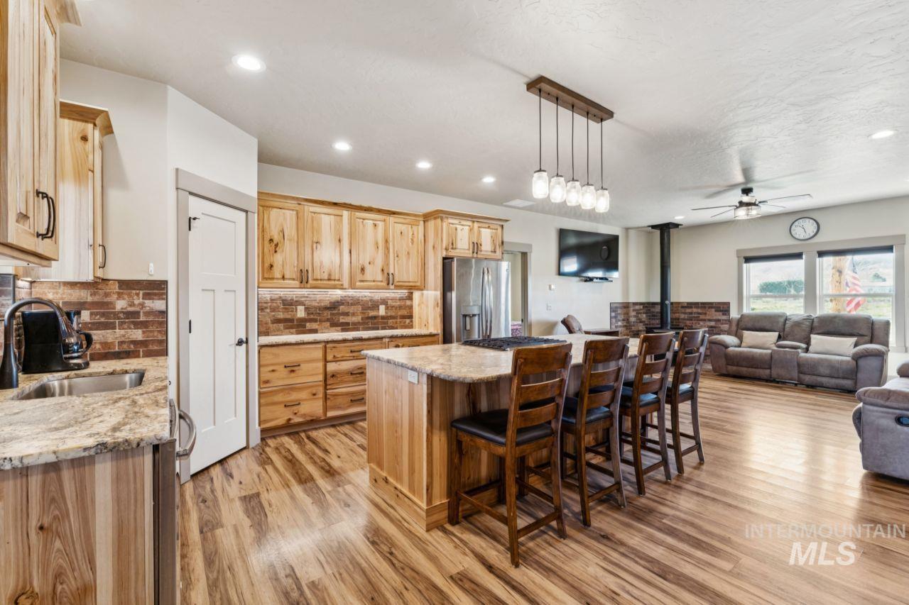 3011 Center Ave, Payette, Idaho 83661, 4 Bedrooms, 2.5 Bathrooms, Residential For Sale, Price $749,900,MLS 98979786