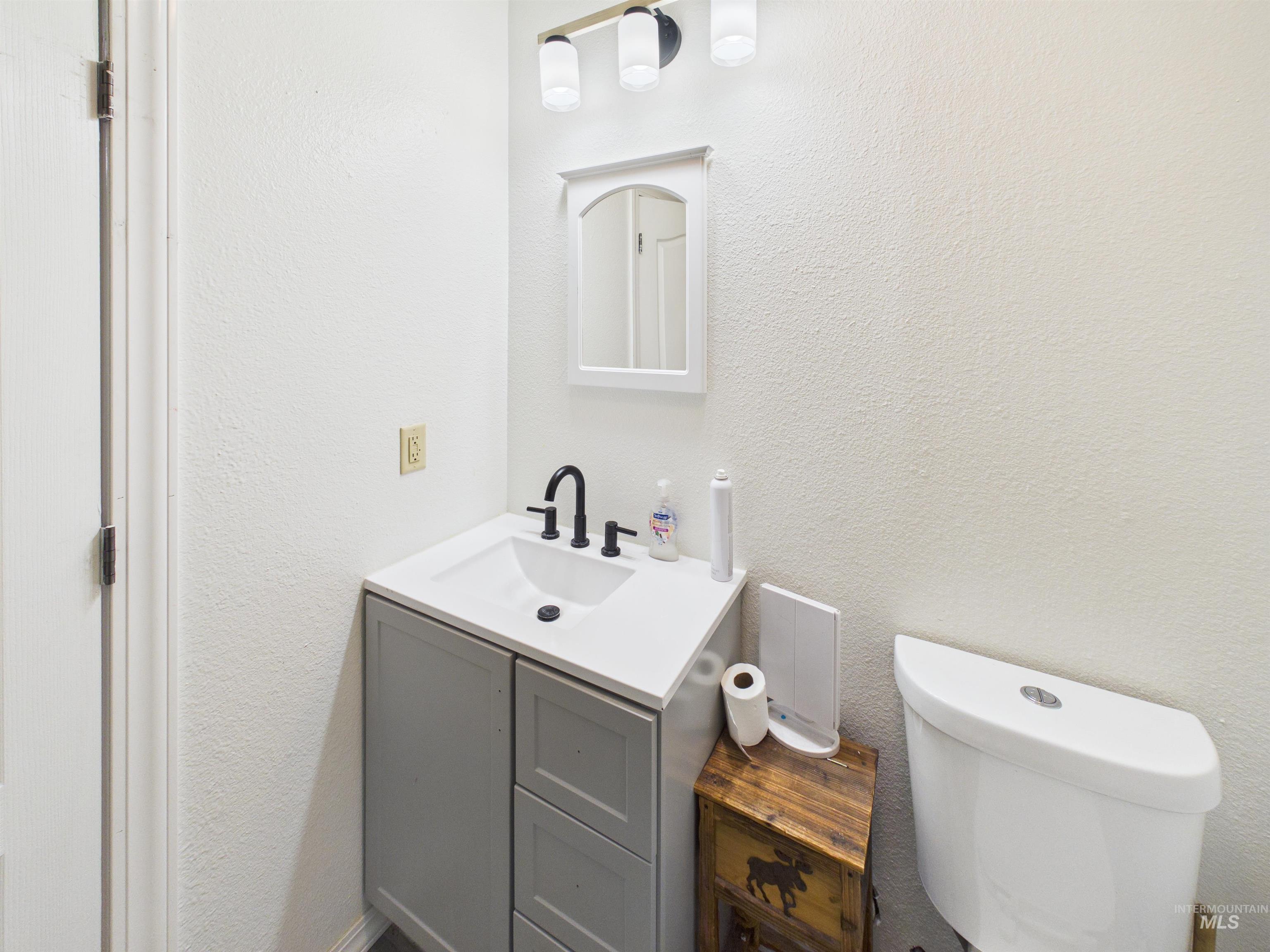 243 Mountain View Dr., Albion, Idaho 83311, 4 Bedrooms, 3.5 Bathrooms, Residential For Sale, Price $539,000, 98979787