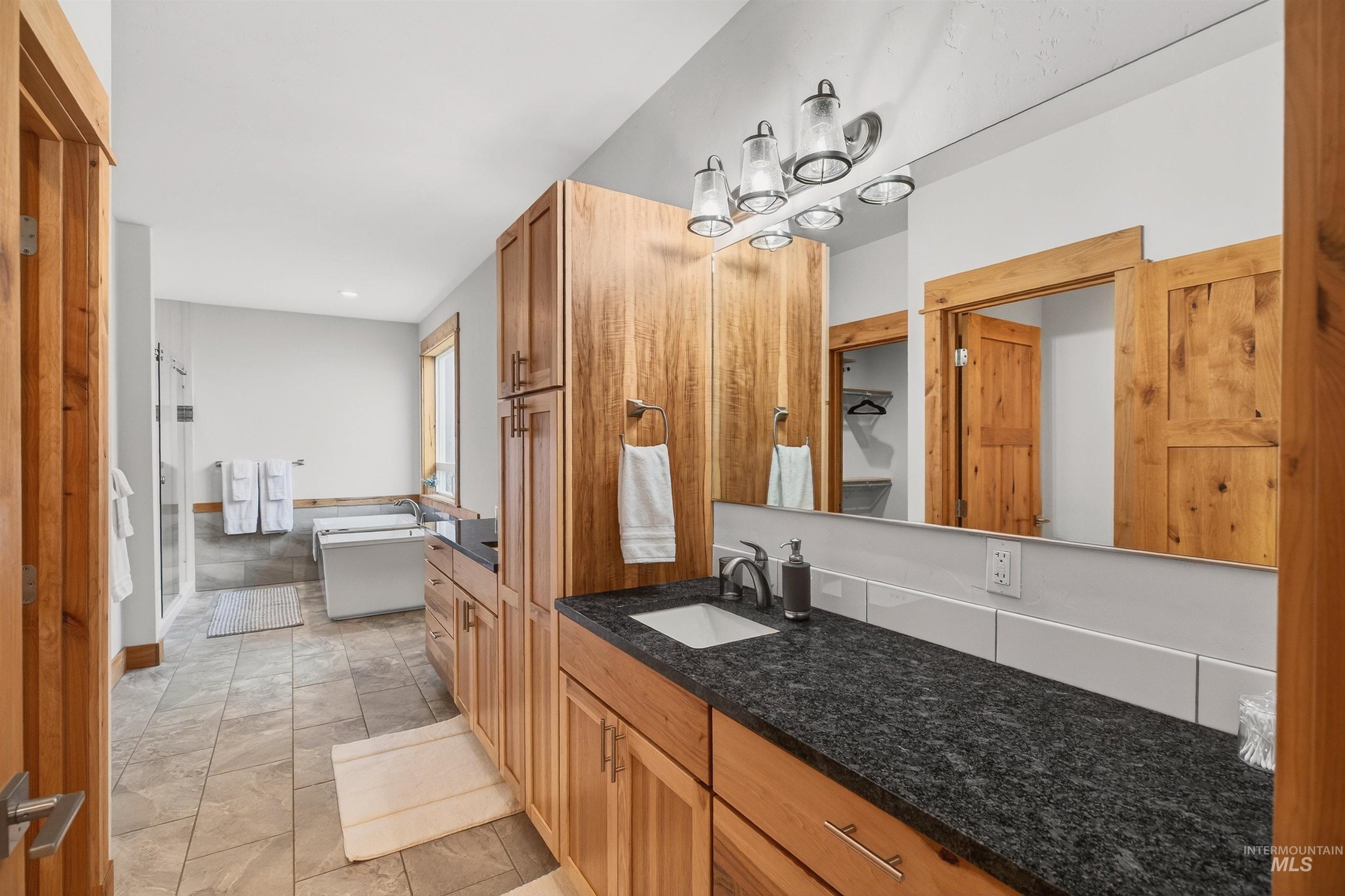 1321 Lande Lane, Moscow, Idaho 83843, 4 Bedrooms, 3 Bathrooms, Residential For Sale, Price $755,000,MLS 98979788