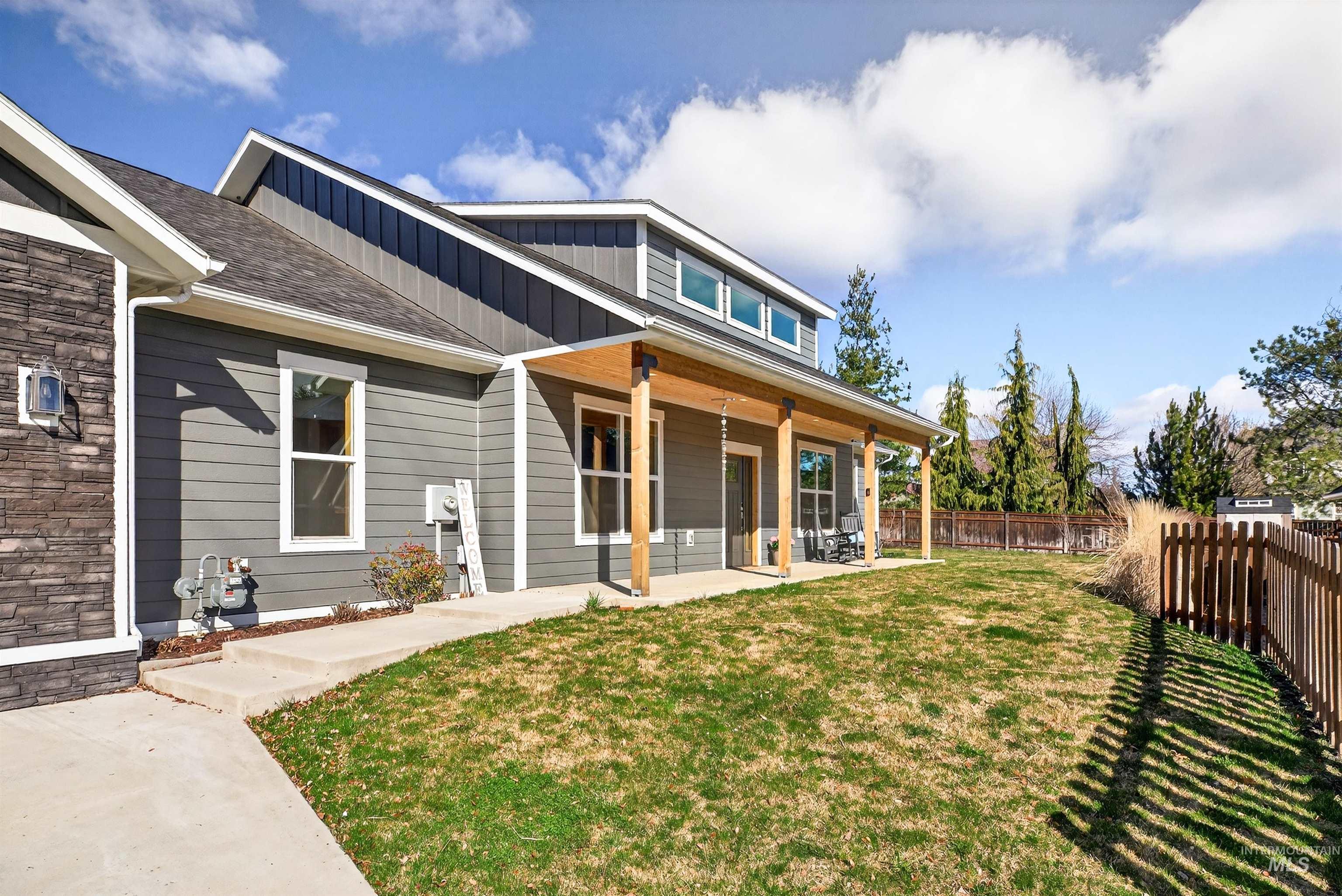 1321 Lande Lane, Moscow, Idaho 83843, 4 Bedrooms, 3 Bathrooms, Residential For Sale, Price $755,000,MLS 98979788