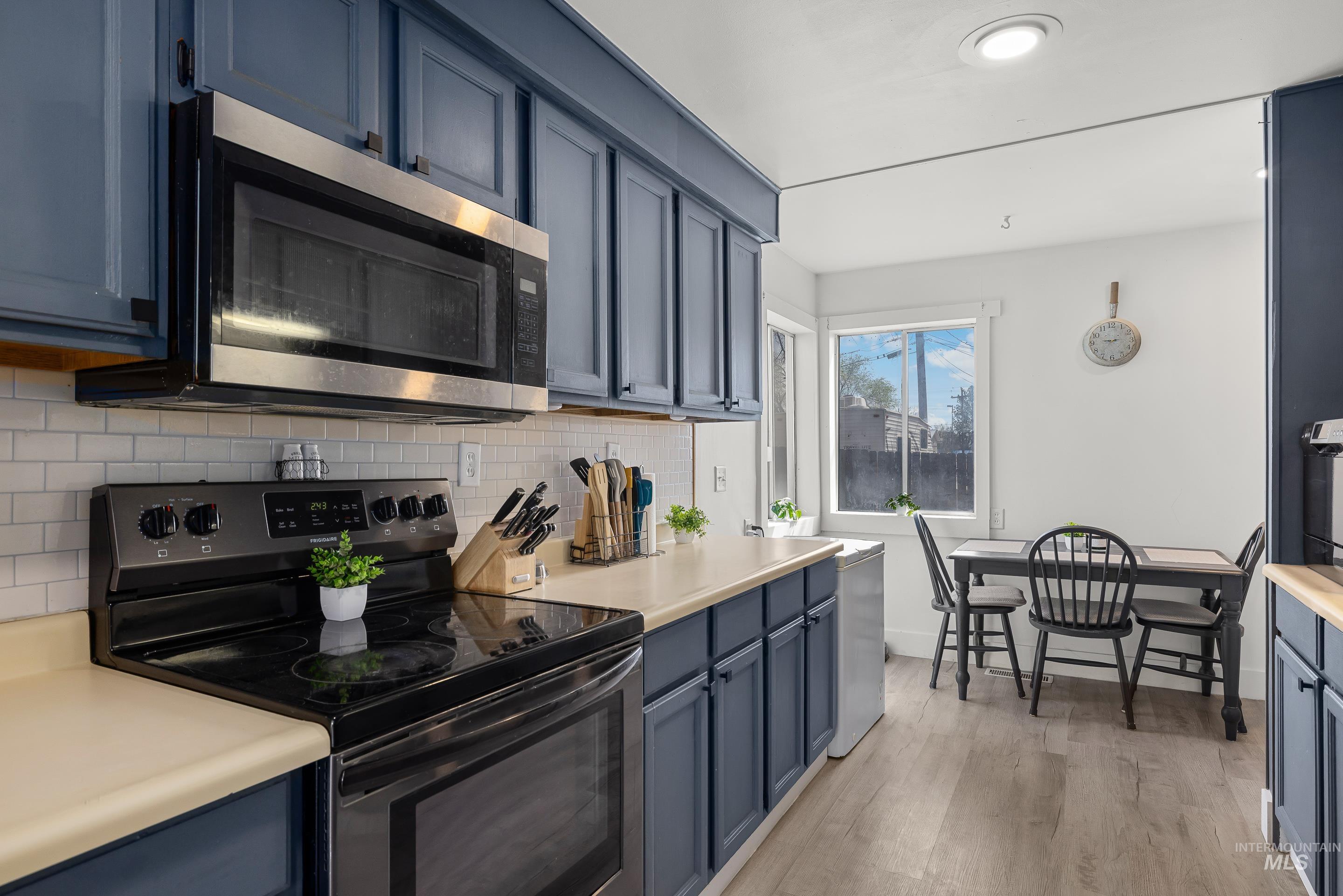 1265 E 4th N, Mountain Home, Idaho 83647-2902, 3 Bedrooms, 1 Bathroom, Residential For Sale, Price $274,990, 98979789