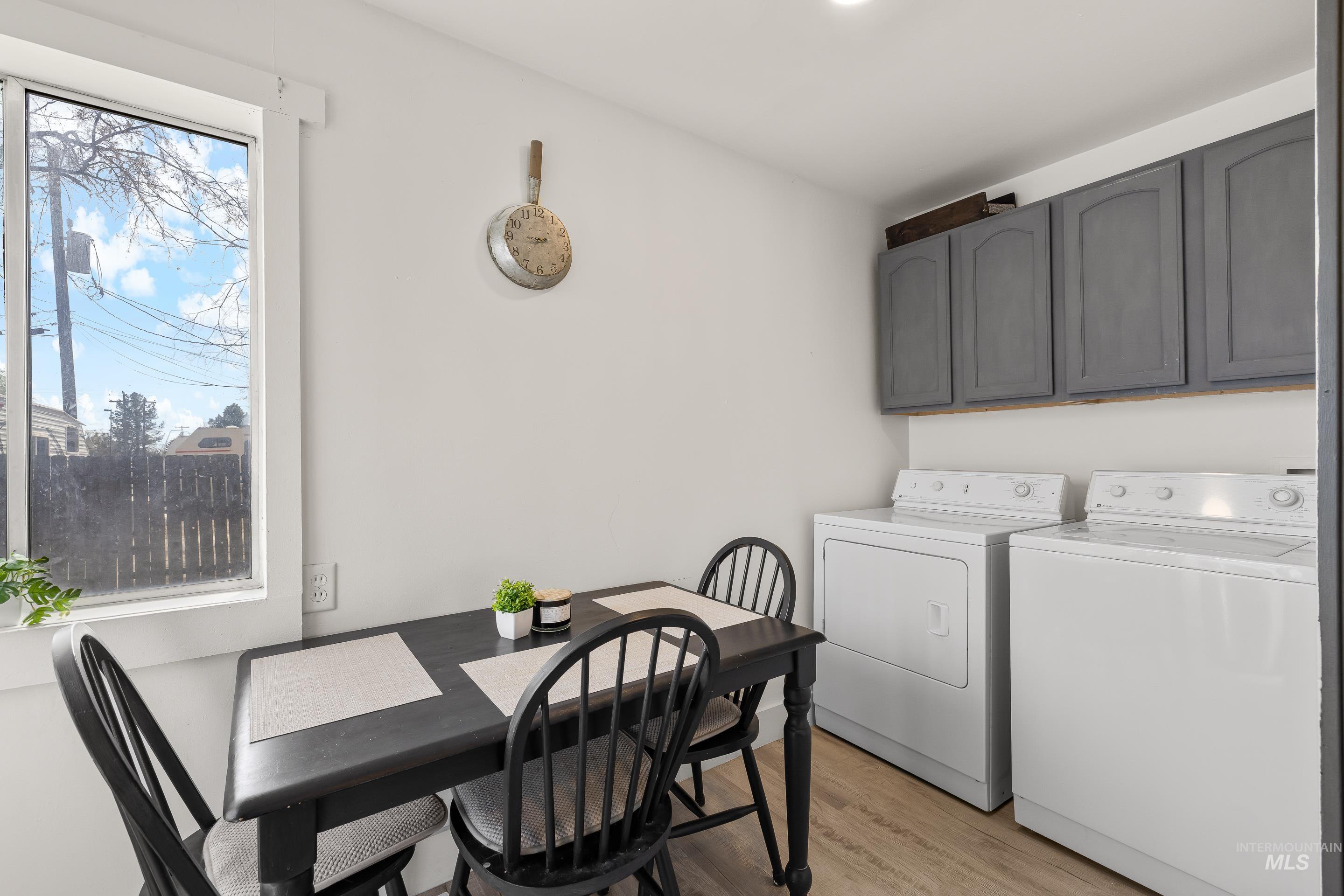 1265 E 4th N, Mountain Home, Idaho 83647-2902, 3 Bedrooms, 1 Bathroom, Residential For Sale, Price $274,990, 98979789