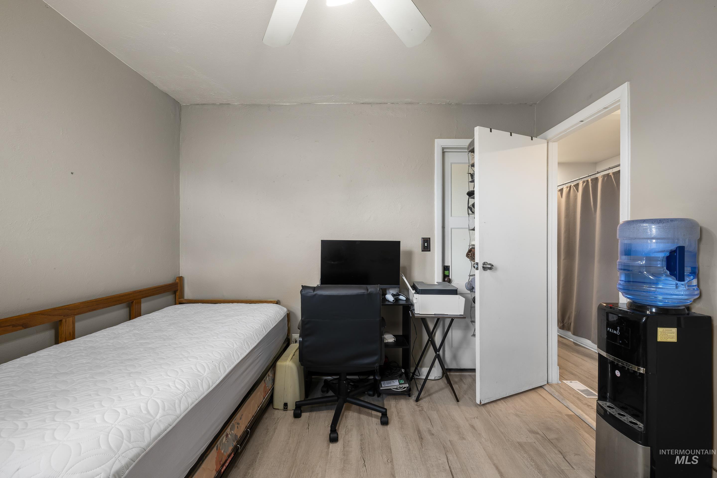 1265 E 4th N, Mountain Home, Idaho 83647-2902, 3 Bedrooms, 1 Bathroom, Residential For Sale, Price $274,990, 98979789