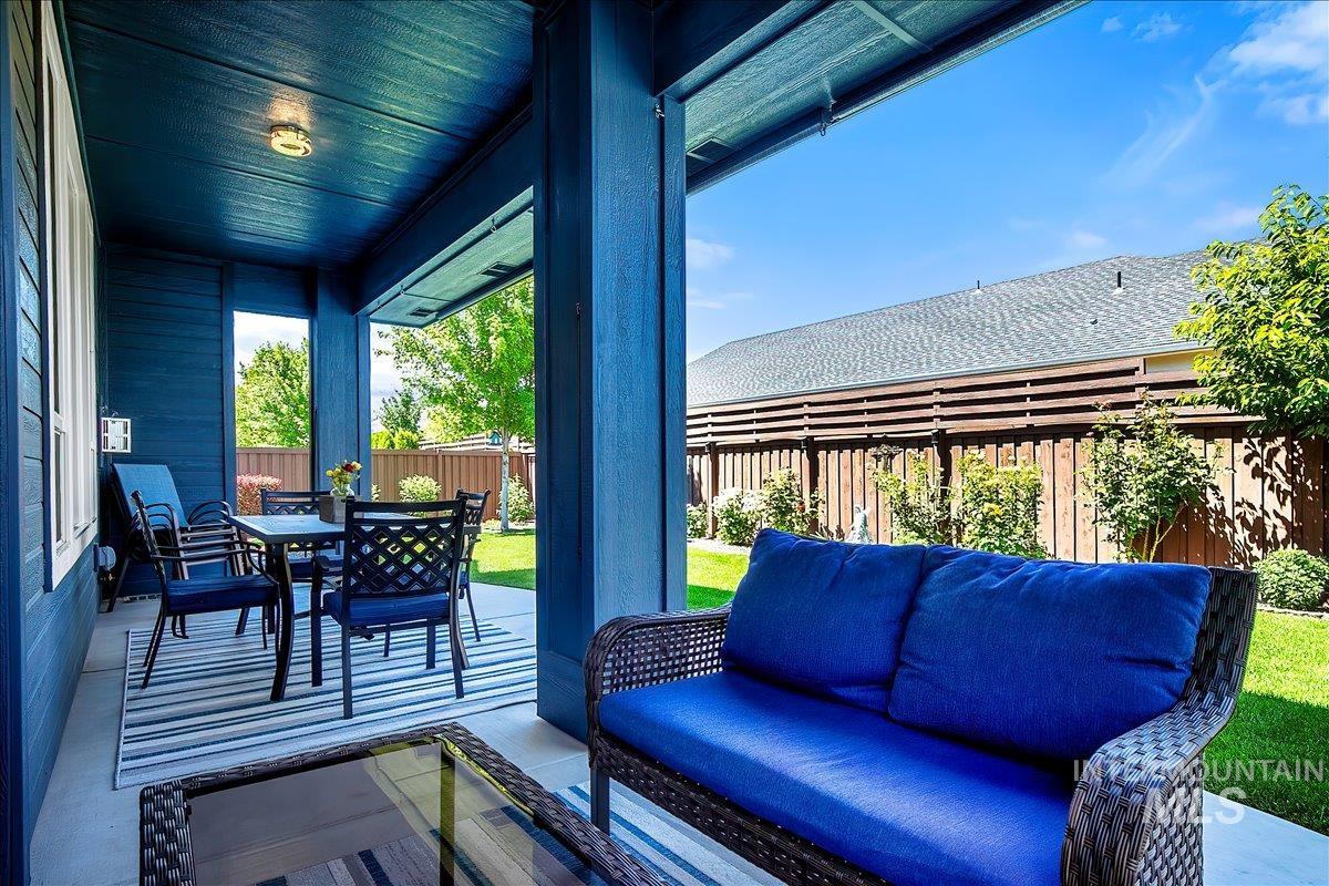 6119 N Farleigh Ave, Meridian, Idaho 83646, 5 Bedrooms, 3 Bathrooms, Residential For Sale, Price $1,139,000, 98979792