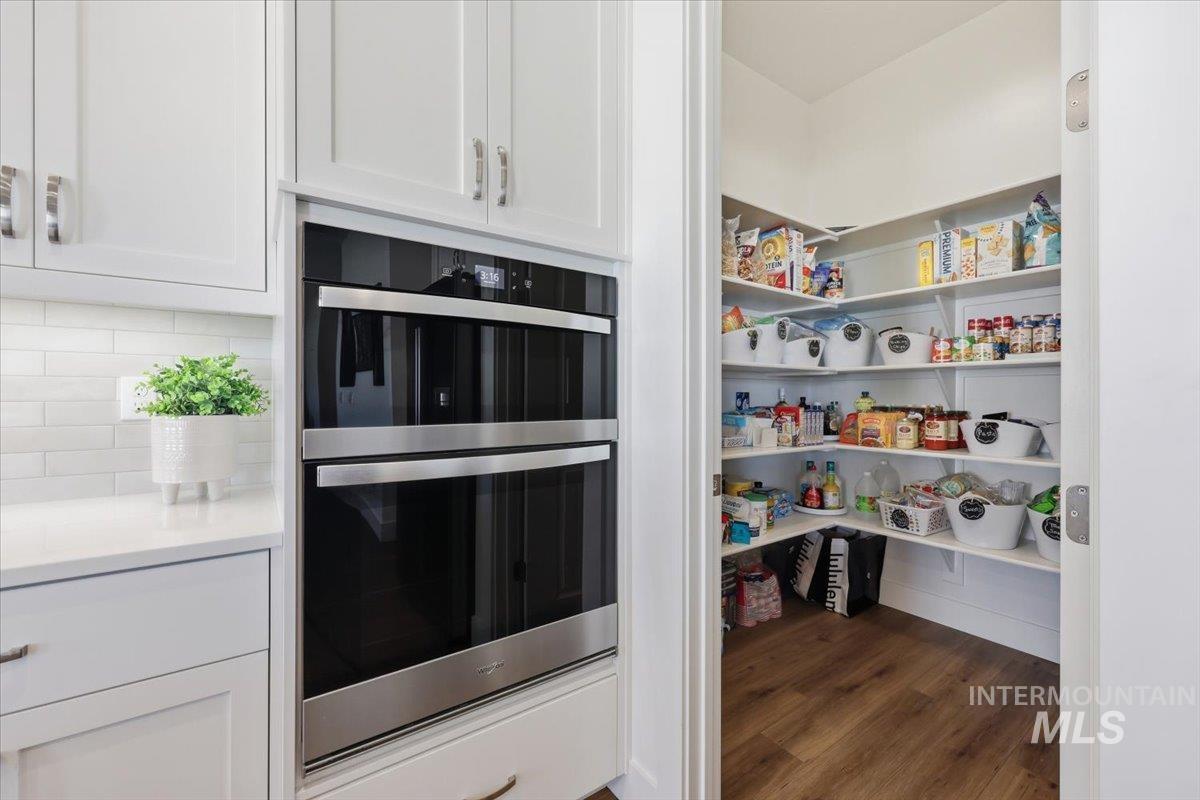 5512 N Ebony Way, Meridian, Idaho 83646, 4 Bedrooms, 3 Bathrooms, Residential For Sale, Price $679,000, 98979793